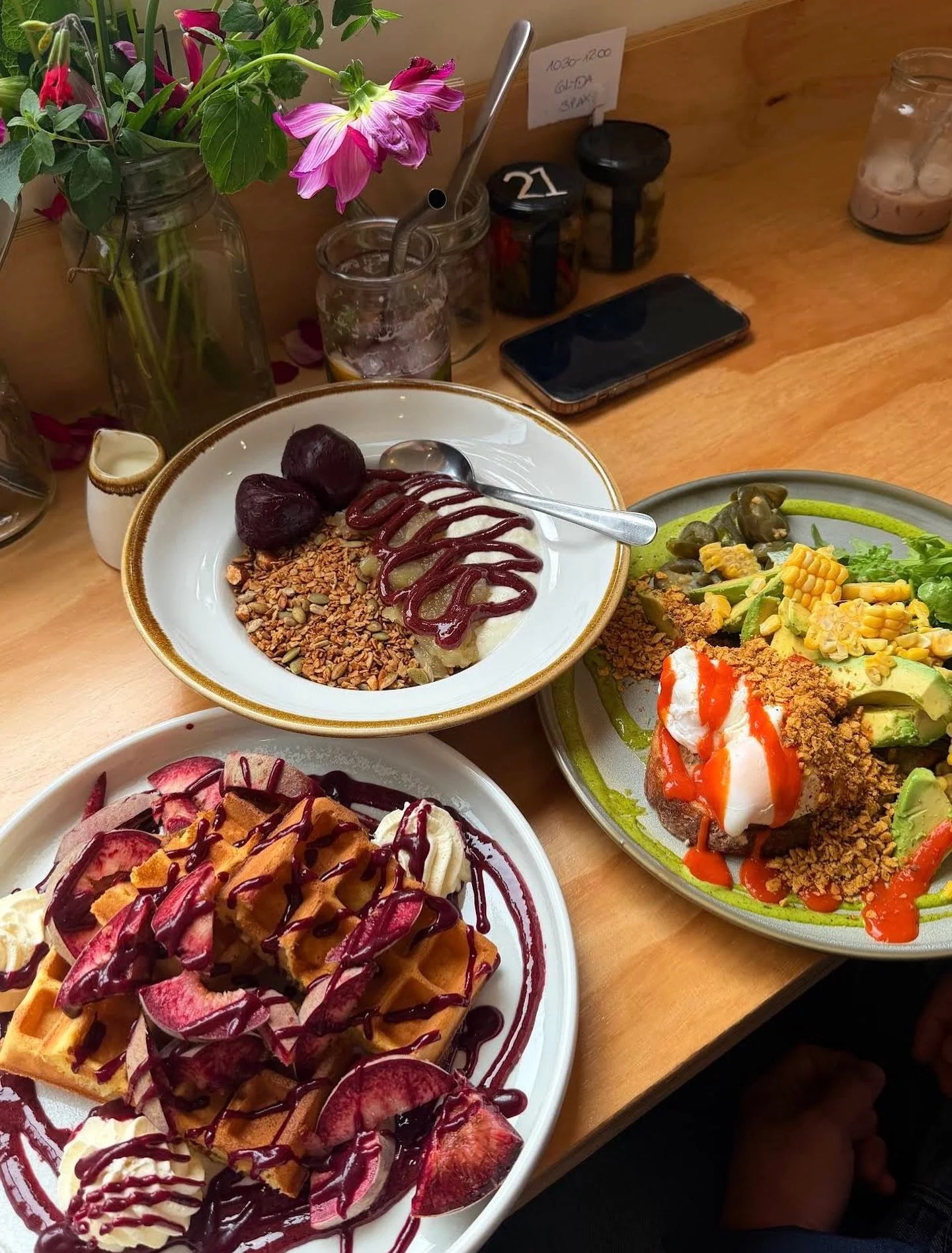 &ldquo;Food was fresh, delicious and very healthy. Our Easter Sunday brunch was amazing.&rdquo; 

Love reviews like these especially when people take amazing photos of Gus&rsquo;s food too. Thank you Glyda. 

Who&rsquo;s visiting Augustines of Portob