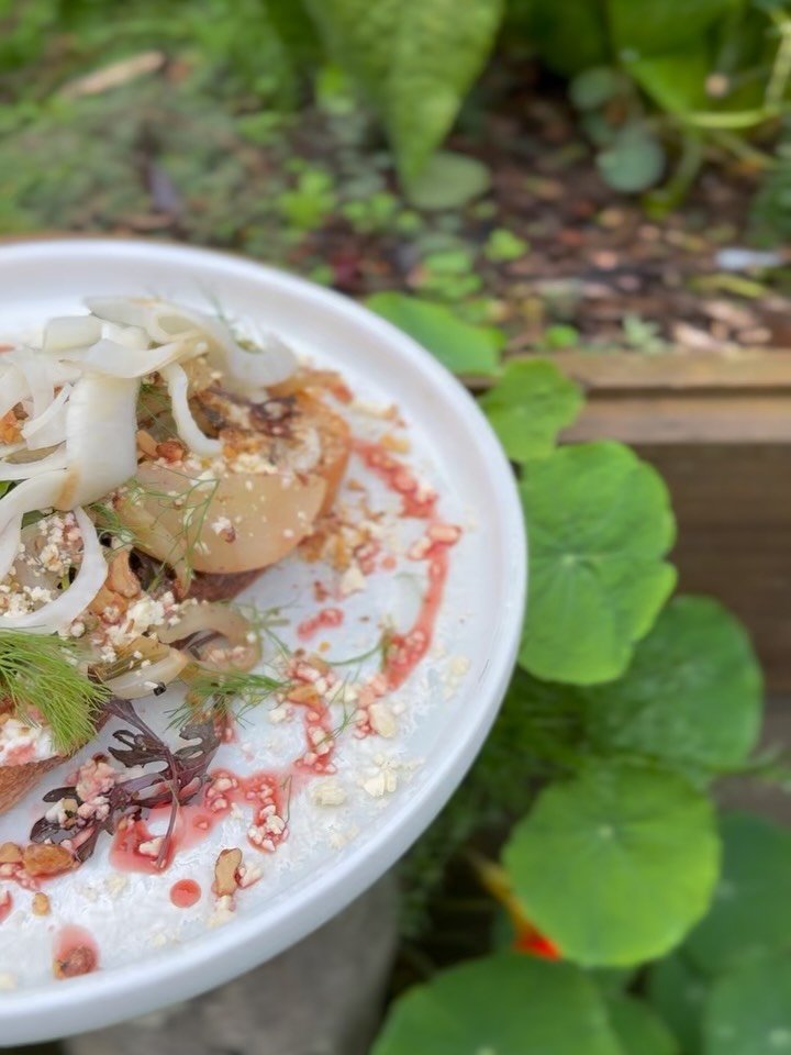 🌿 Yes, the weekend is here and Augustines of Portobello is back open! 🌿

Here&rsquo;s what&rsquo;s on the menu this weekend:

Toast of the Week with poached pears &amp; ricotta, loved by so many of you already 🍐

🥝 Connor is bringing out fresh Ki