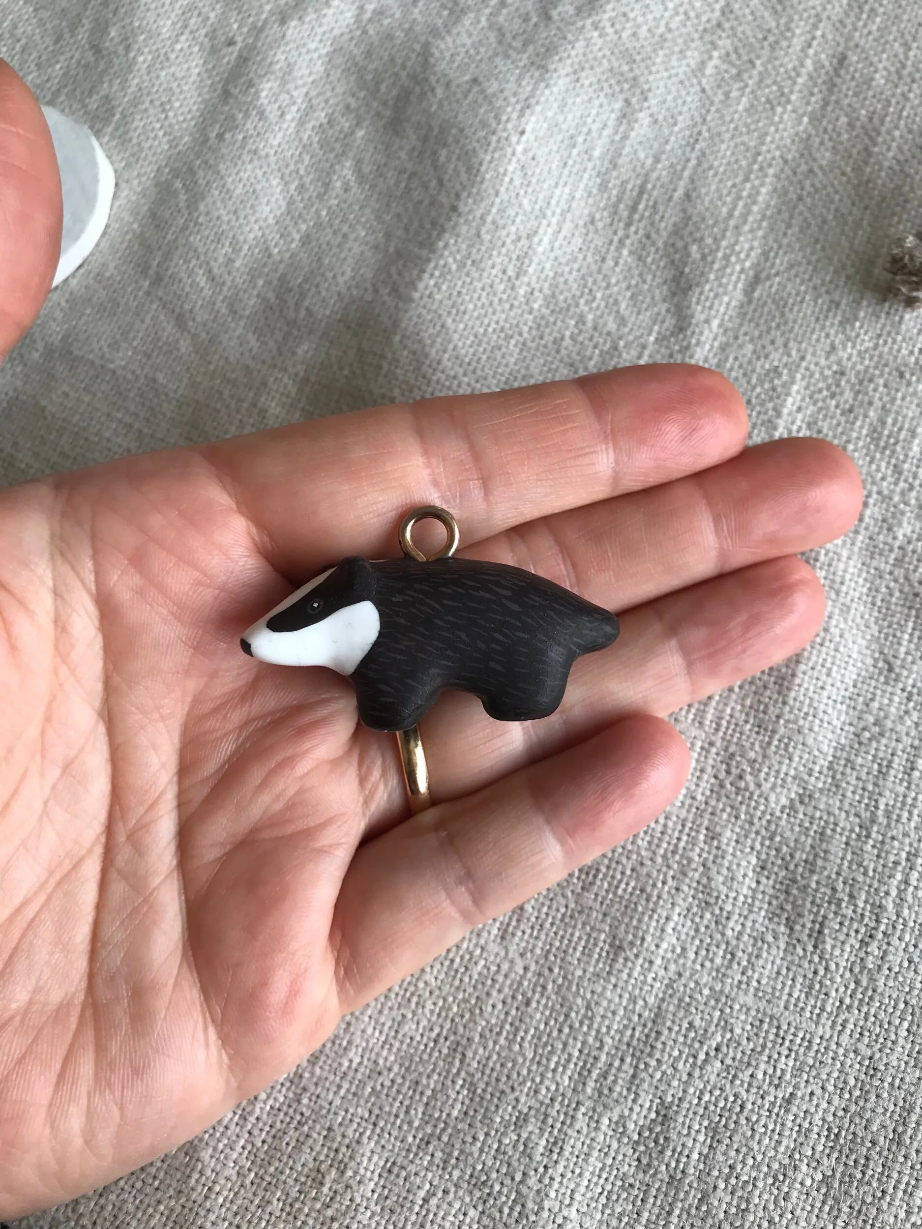 605F98F5-C8B8-496F-AE75-80E490AE6EF4