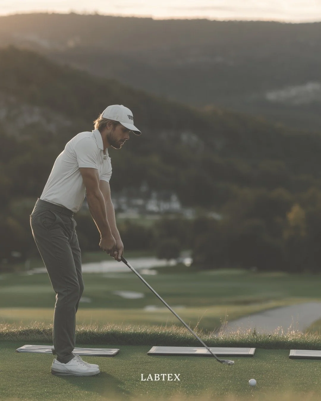 The moment you step onto the course, your attitude speaks first. ⛳ 

Clean lines and refined details support every turn and follow-through. ✨ Designed to feel effortless, so you stay focused and in control. 

Where performance meets expression. 💚 En