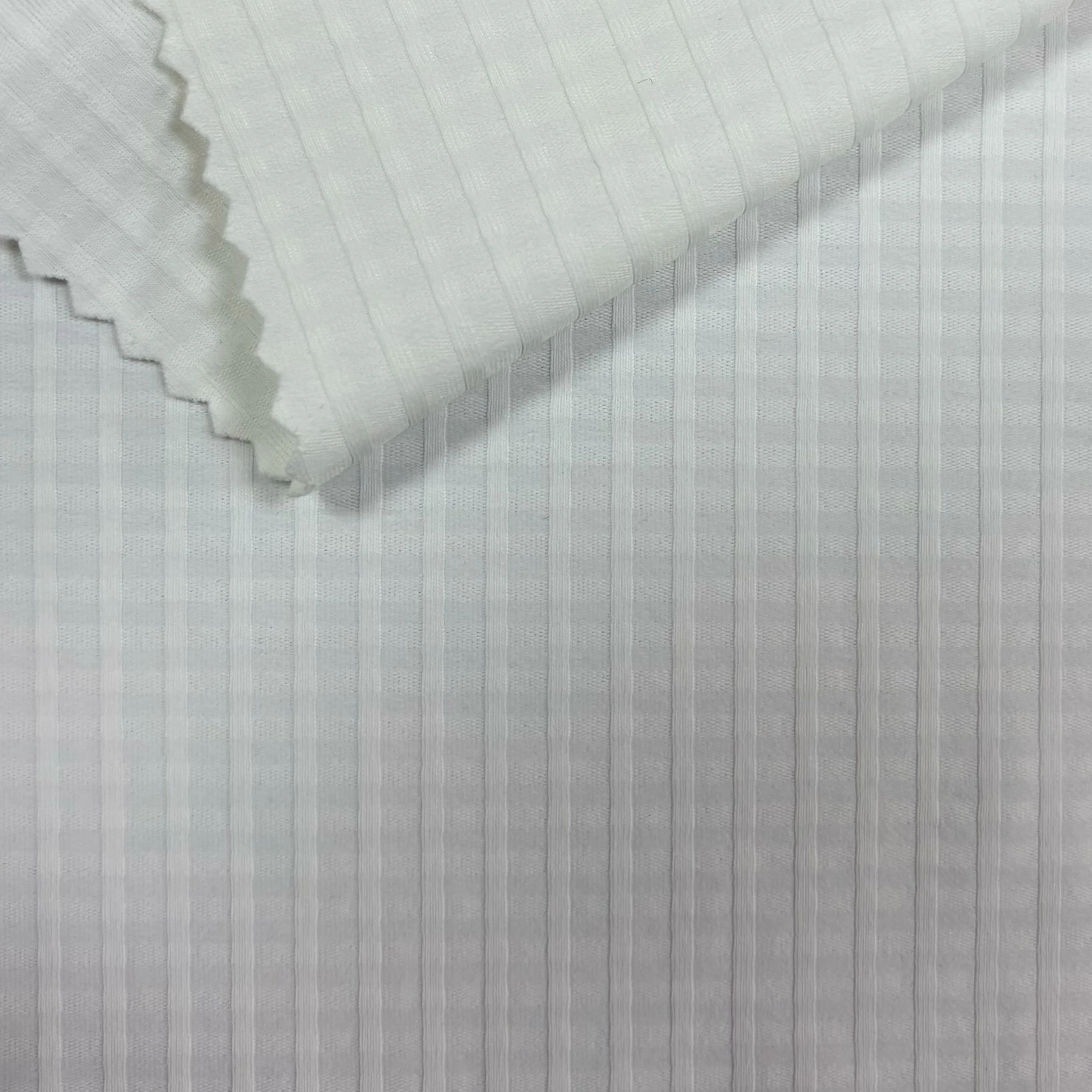 S00587 | 44% NYLON 30% REC NYLON 26% SPX | 205GSM