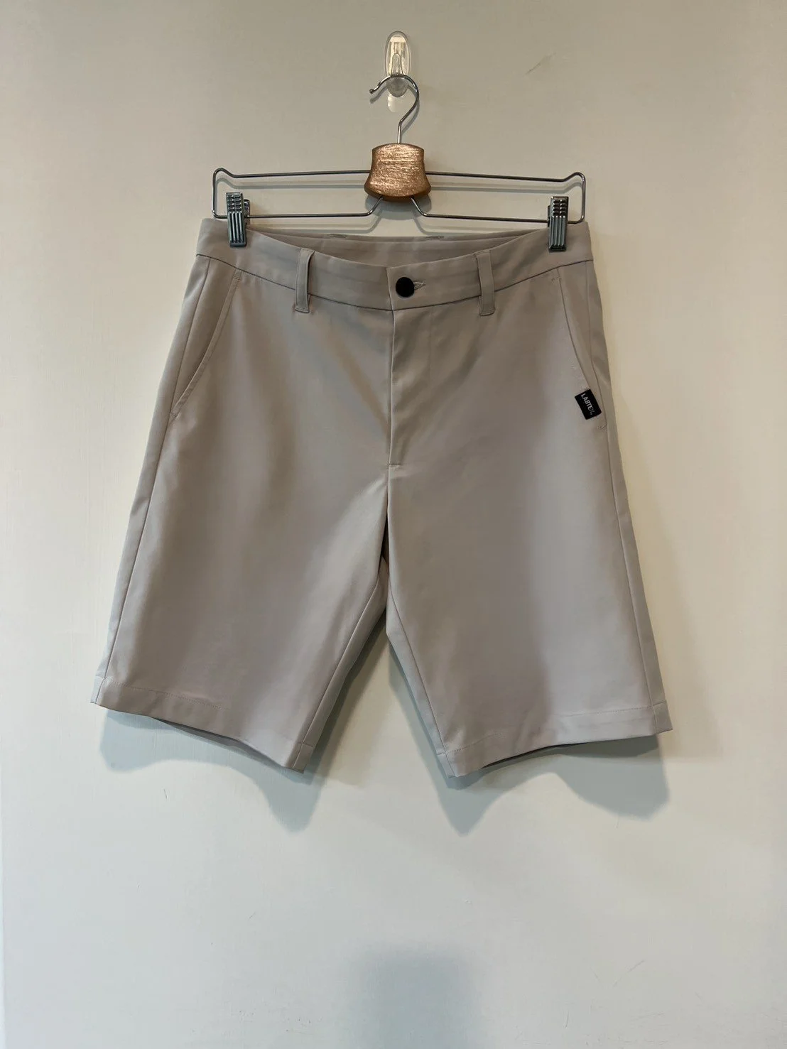 P06997A0 (Front).jpg