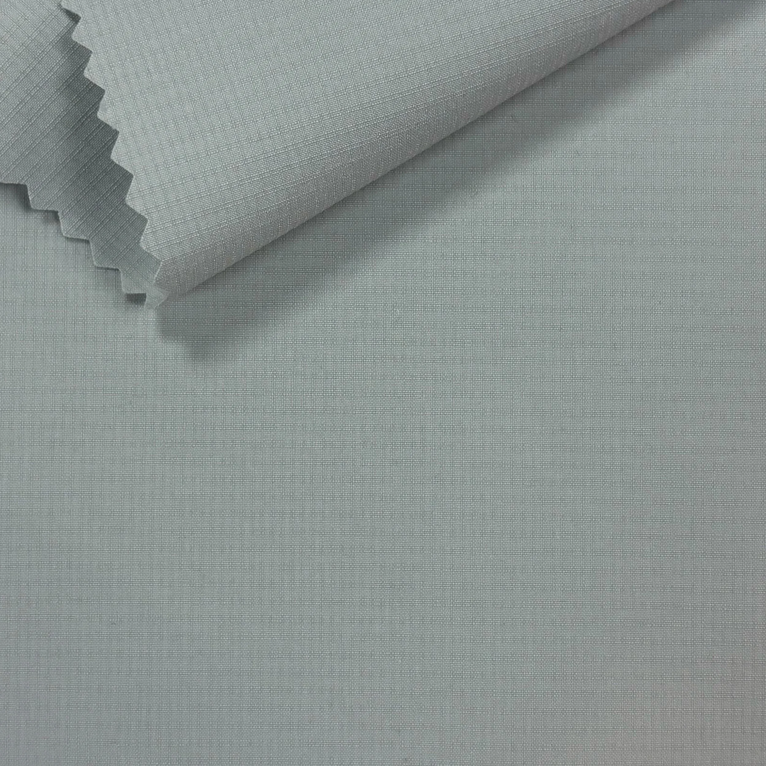 P07096A0 | 100% POLY | 127GSM