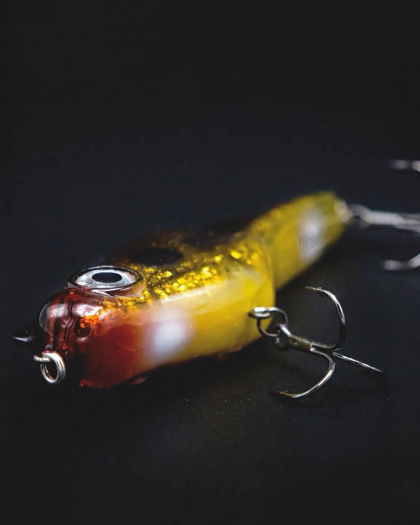 🕶️ Black Friday och Duncan M i web shopen - Duncan M &auml;r 128 mm l&aring;ng, v&auml;ger 75 gram. Ett klassiskt swimbait/jerkbait med en naturlig sida-till-sida-r&ouml;relse som svarar direkt p&aring; sp&ouml;et. Precis s&aring; som ett riktigt br