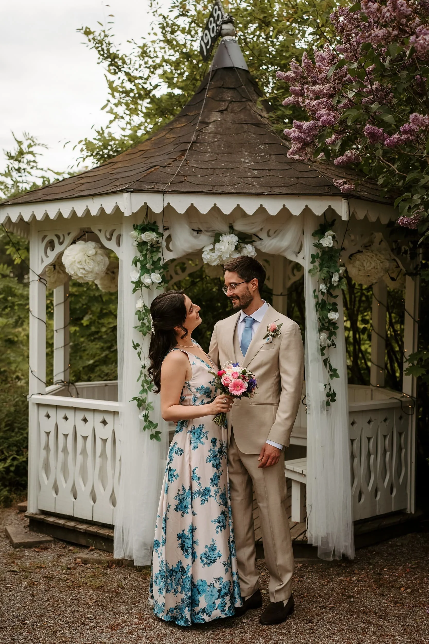 A wedding ceremony in Stockholm captured by wedding photographer