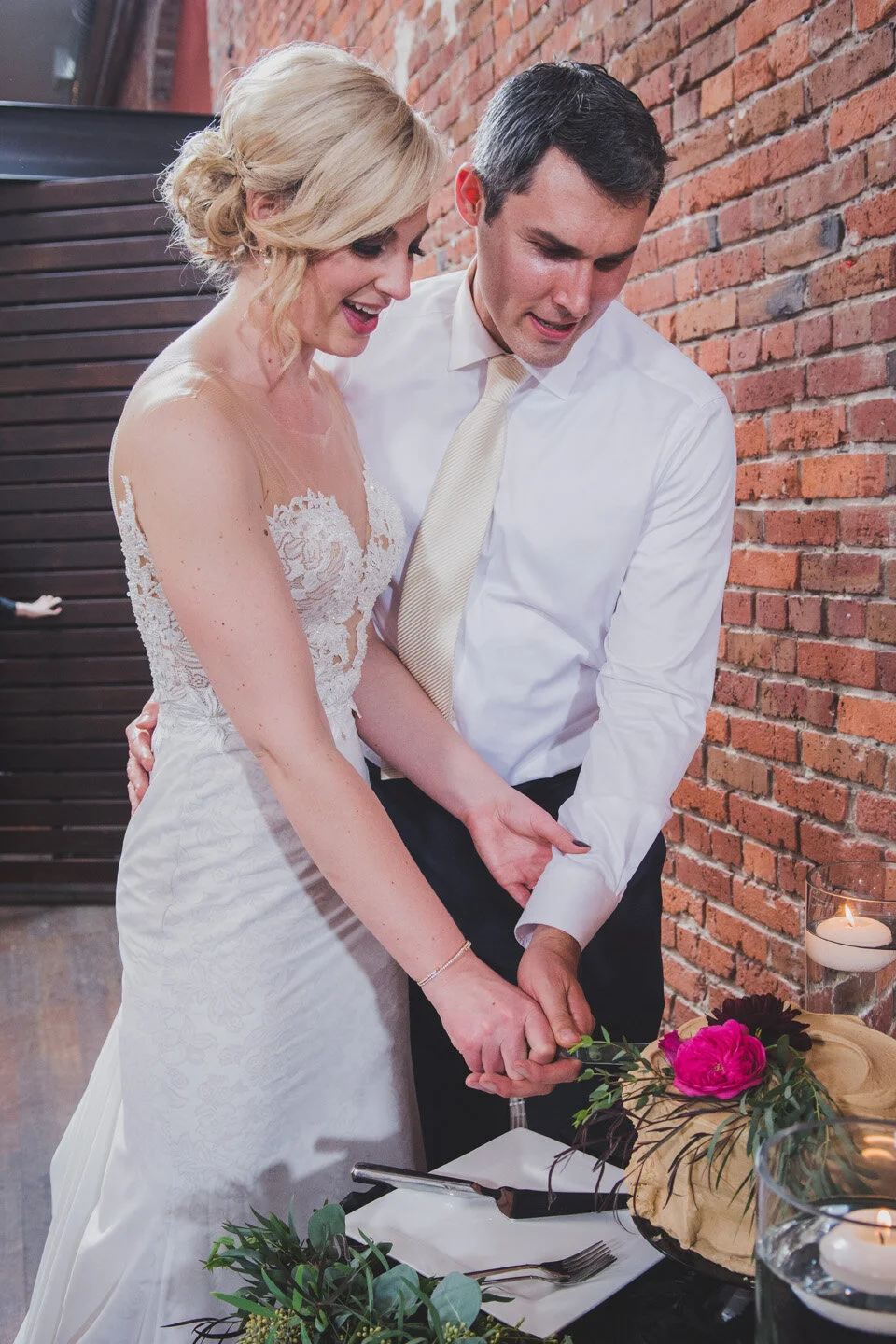 GatherEvents_Seattle_Axis_Glam_Fall_Wedding49.jpg