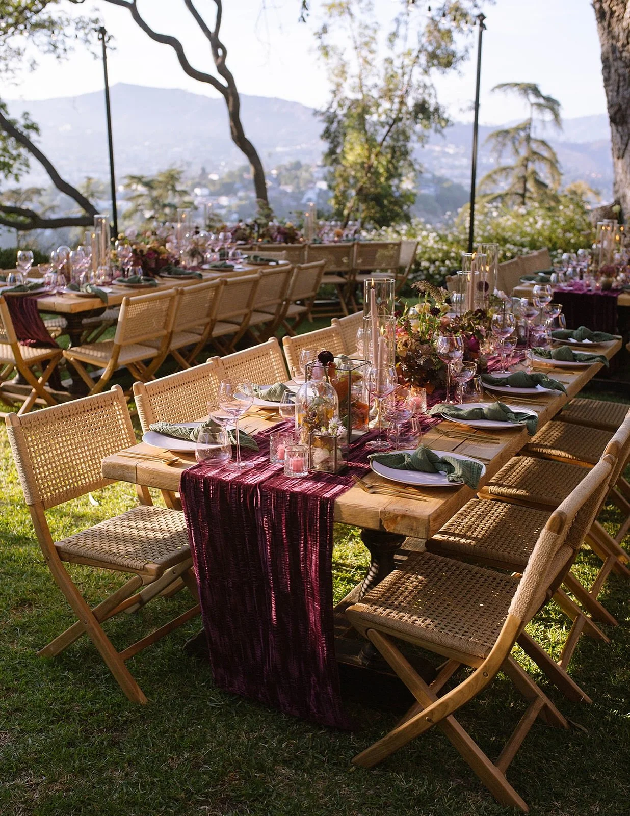 September is here and we&rsquo;re ready! We&rsquo;re vibing with this beautiful transitional month: one foot in summer and one foot in autumn. Just like this stunning day at the @the_paramour_estate bountiful, jewel hued and lustrous. 

We have a bus