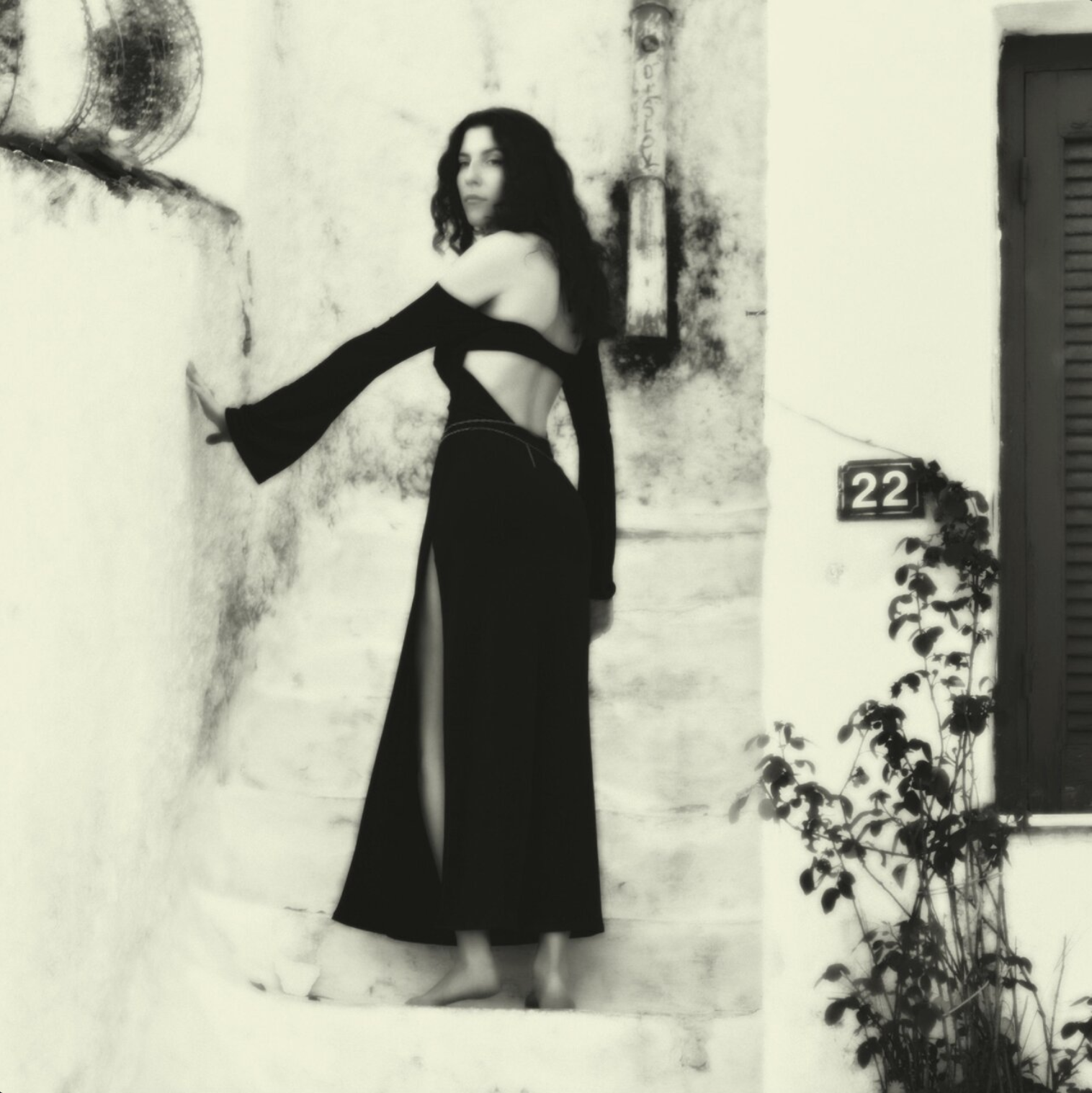 Ariadne - Traces (EP) // Producer, co-writer, mixer, engineer
