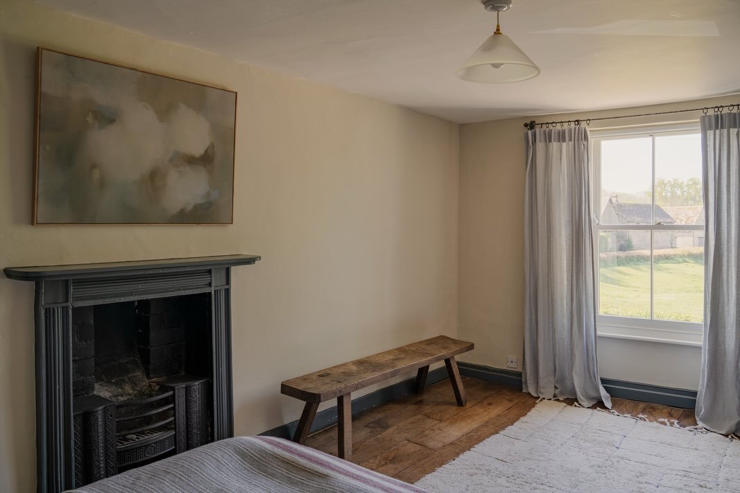 Wonderful to be forwarded these pictures of my painting &lsquo;Path&rsquo; in this gorgeous 18th century Georgian property on @inigo.house 

Sold through @partnershipeditions 

Good spotting @jasepace