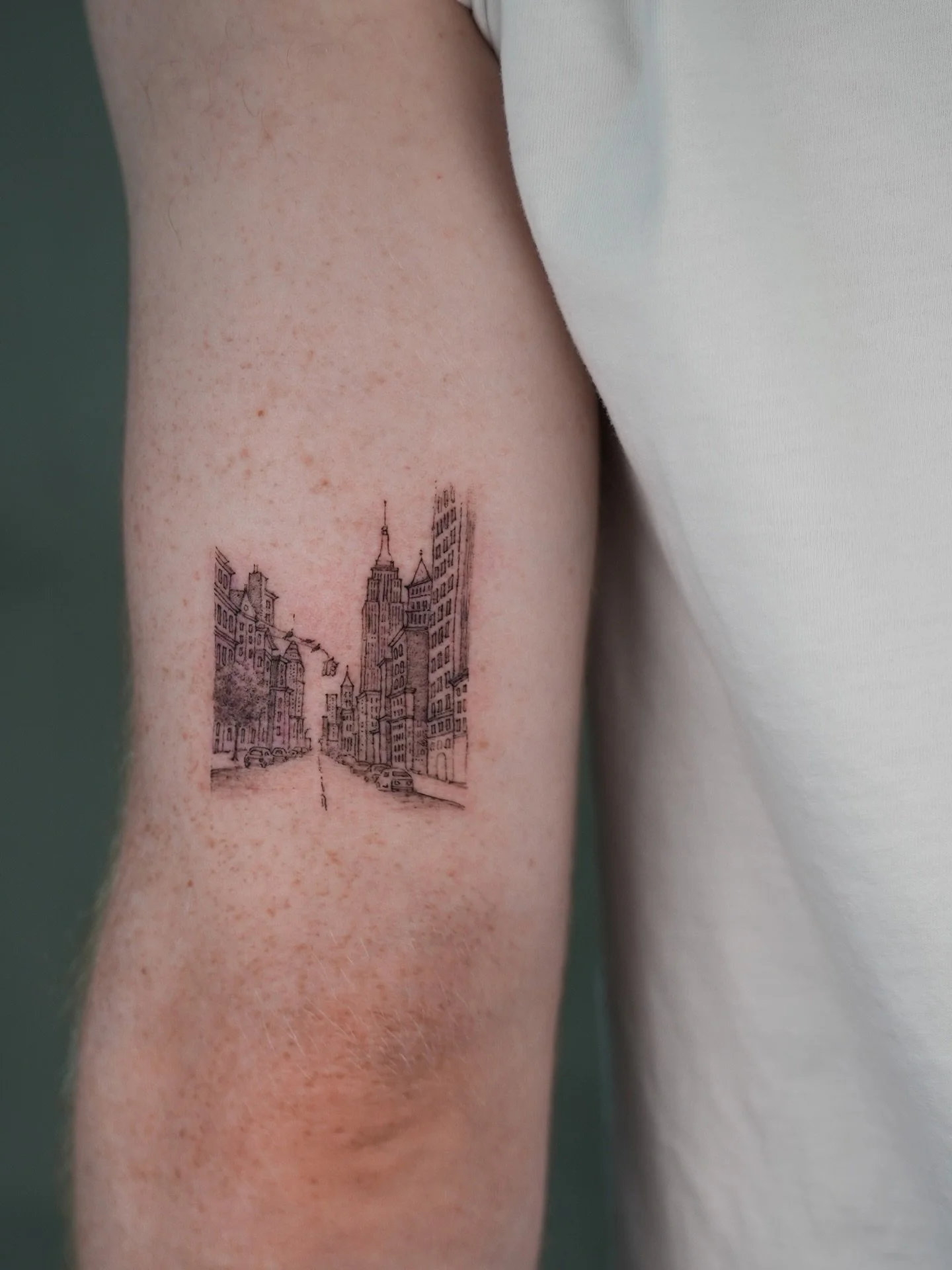 Recent work by @evakrbdk.

Visit the link in our bio to request an estimate for your project with Eva. 

#AtelierEva