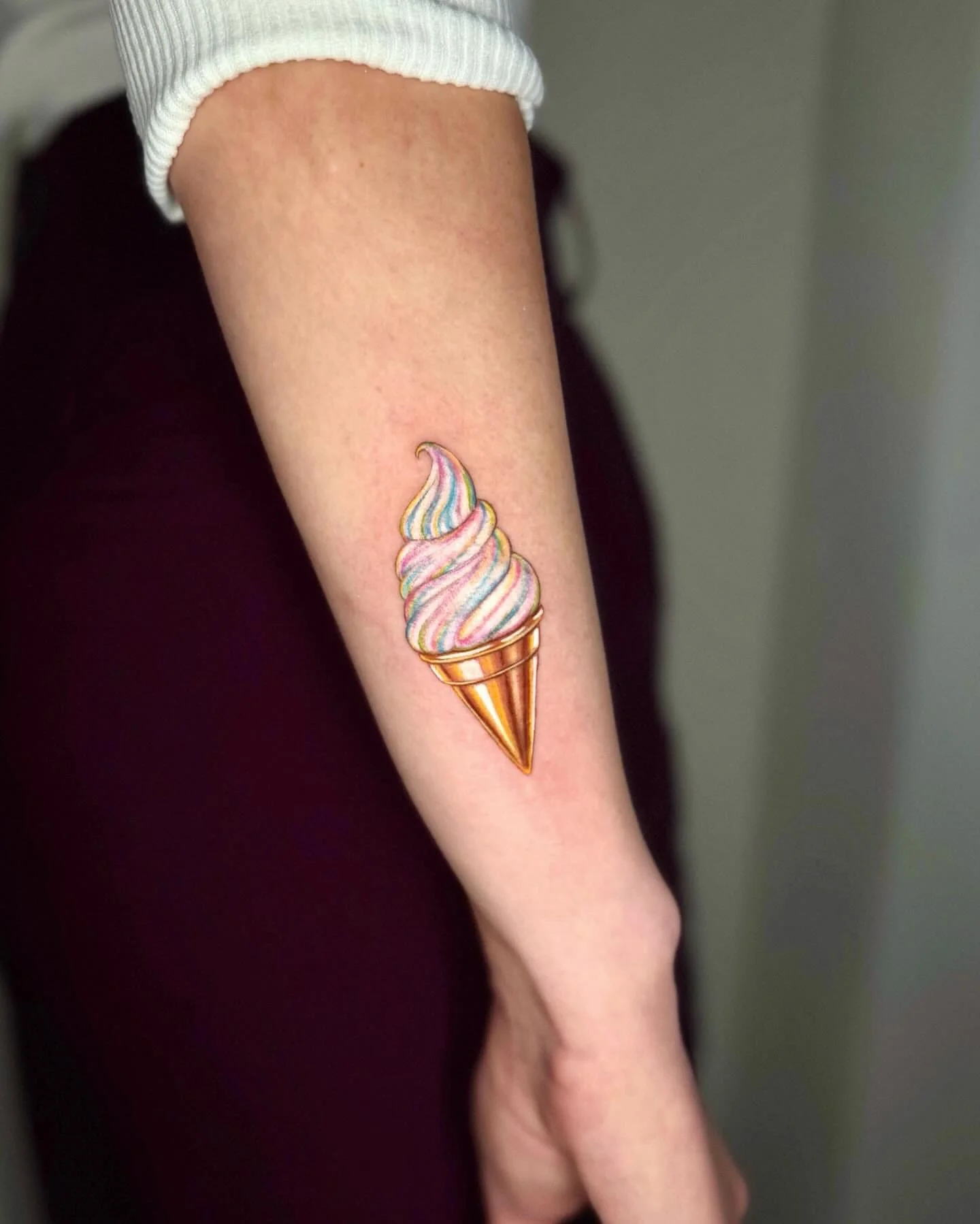 Recent colorful chrome works by @mathisxavier.tattoo.

Visit the link in our bio to book with Mathis.

#AtelierEva #ChromeTattoo