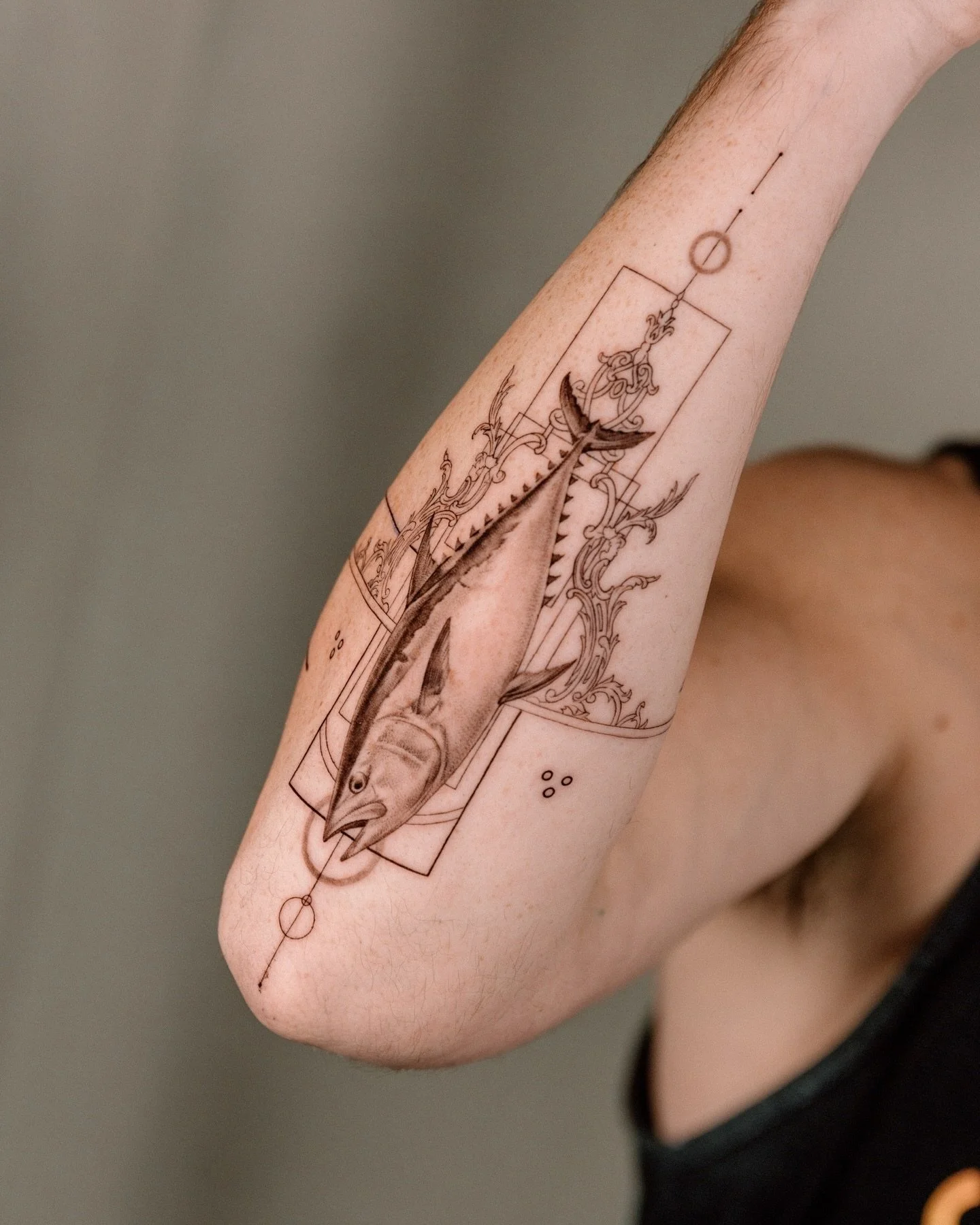 Tyler&rsquo;s (@tylerettel) style is a dynamic blend of black and grey tattoos, merging fine art, sculpture, and painting with modern design elements.

Head to link in our bio to request an estimate for your project with Tyler.

#AtelierEva