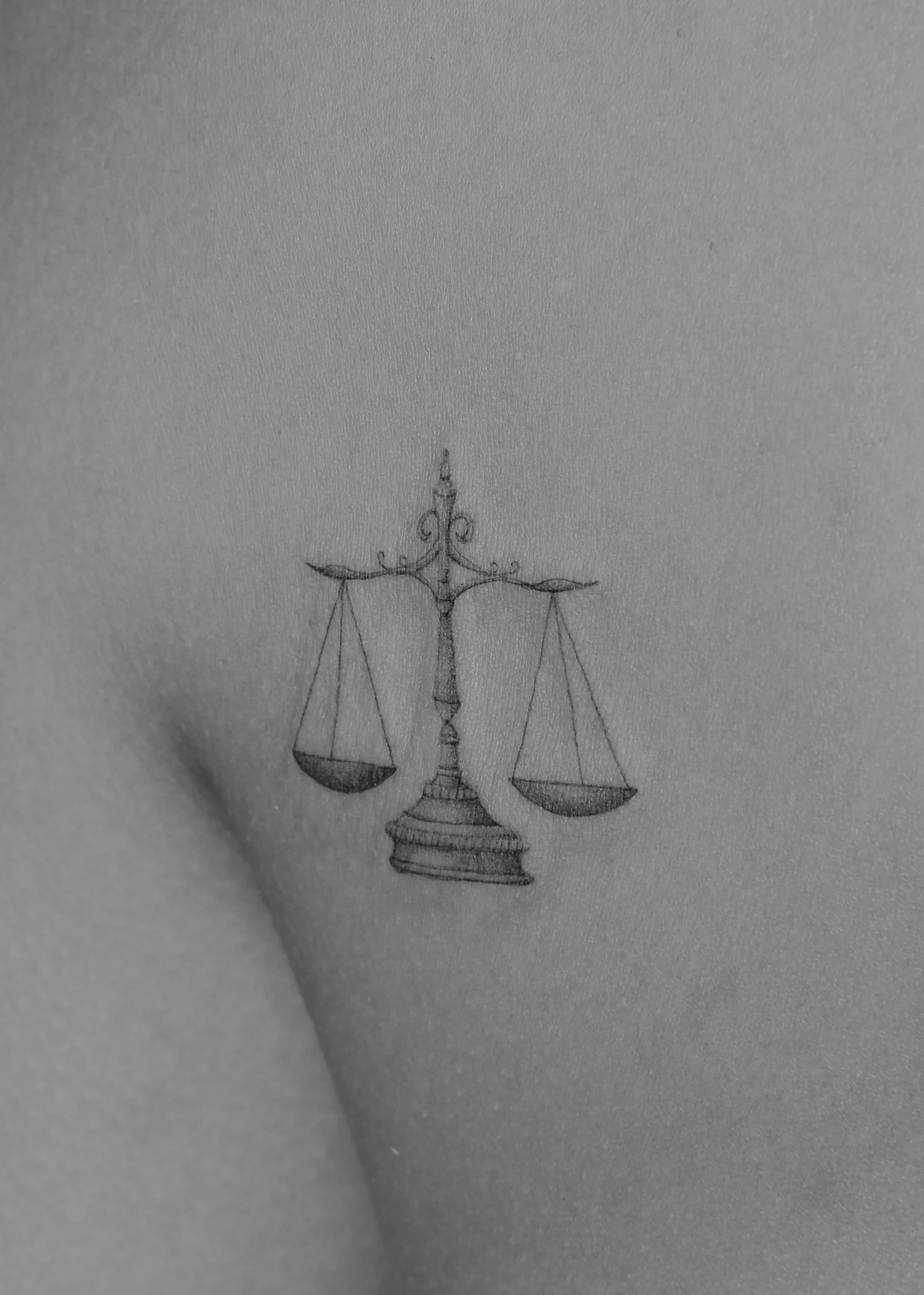 A52F580D-647E-4E39-8FCD-4FB2C2FAC3AA 2.jpg