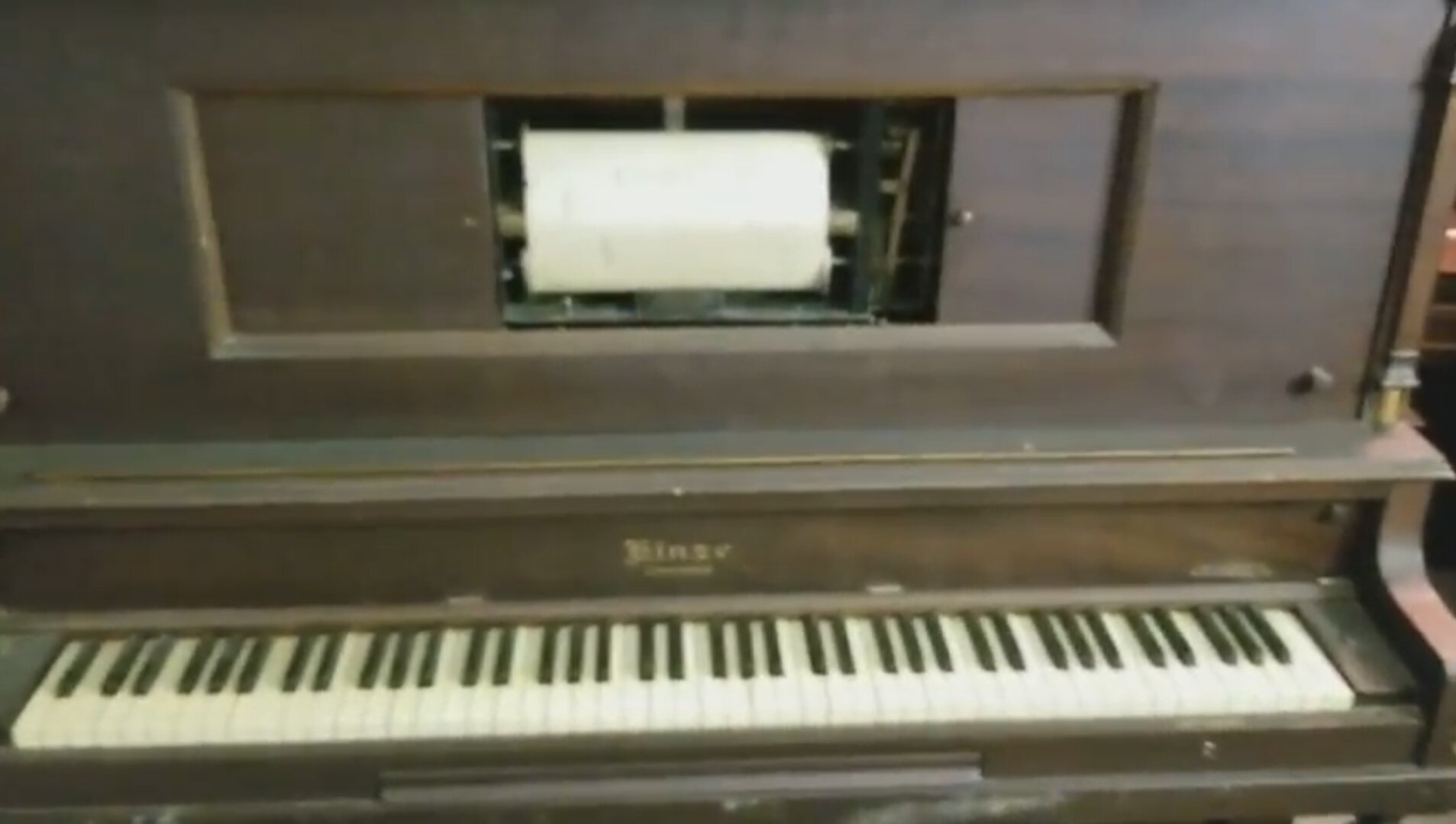 Hinze Upright Player