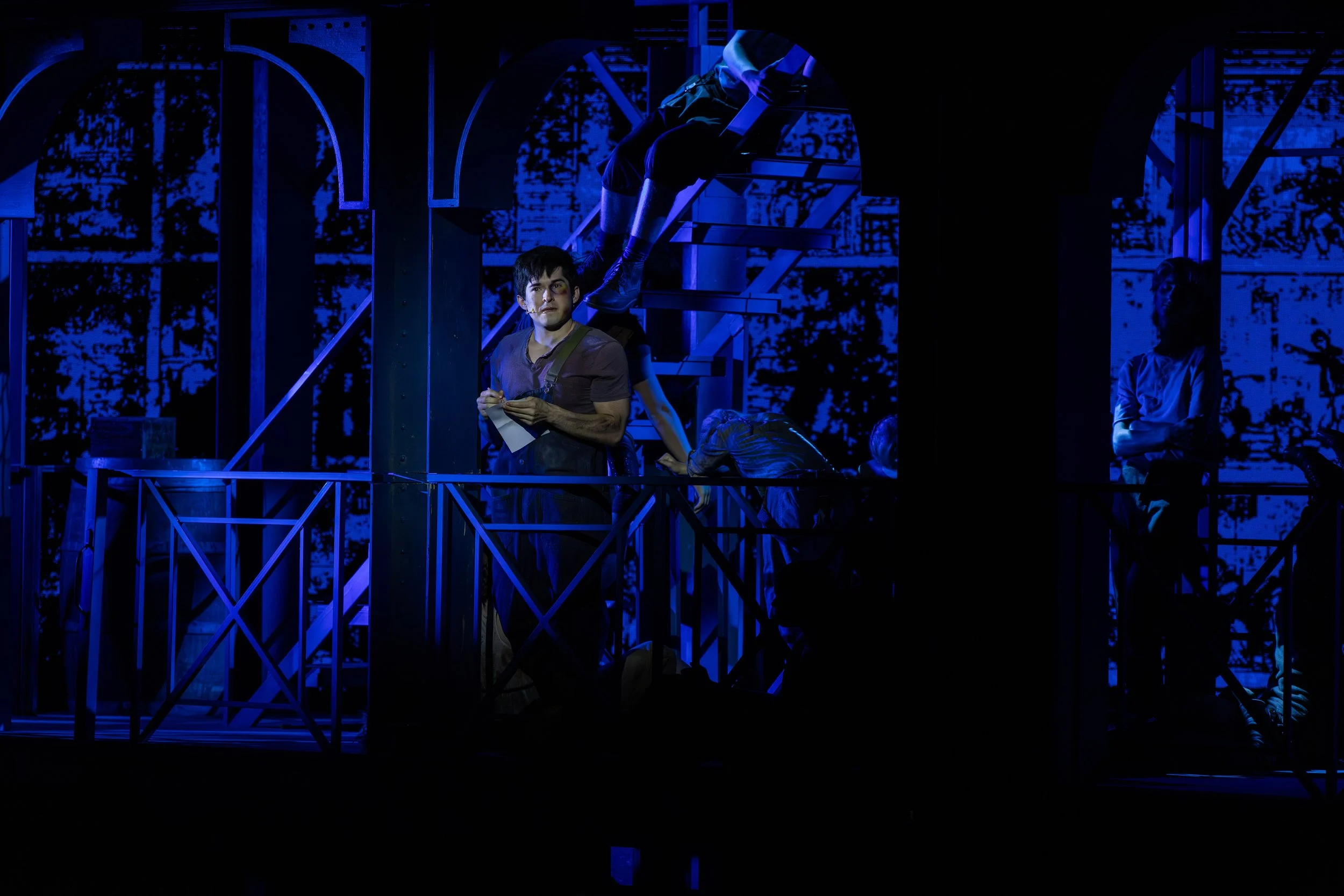 Nwz Crutchie-min.jpg