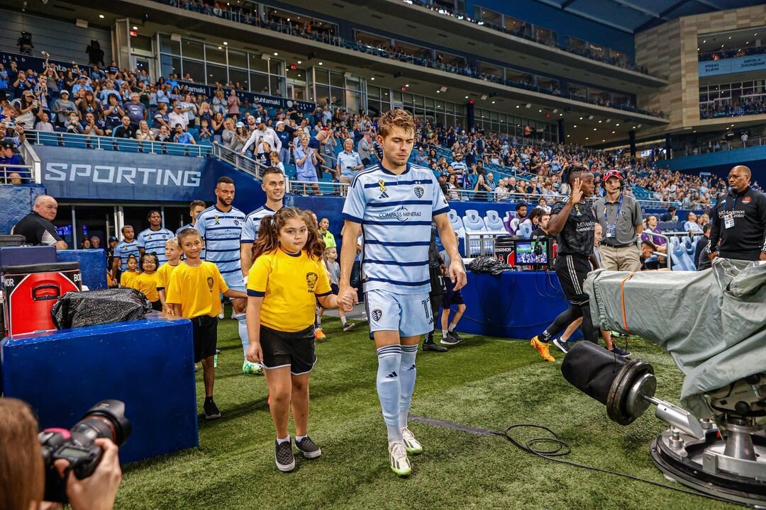 Saturday, 57 former Honorees joined us for our annual #KickChildhoodCancer match.

Several helped us with matchday traditions including the coin toss, the 'I Believe' chant, player escorts, and more!🎗️

They all joined us for a prematch tailgate and