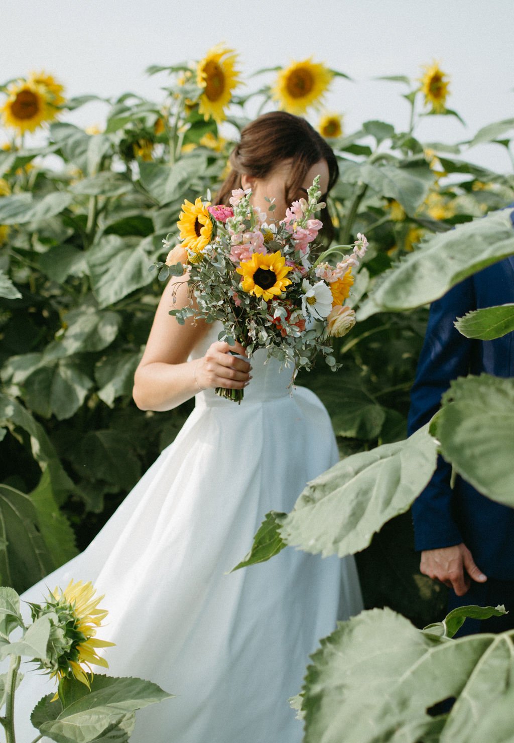 earth_buds_florist_bridal_bouquets_wedding_flowers.jpg
