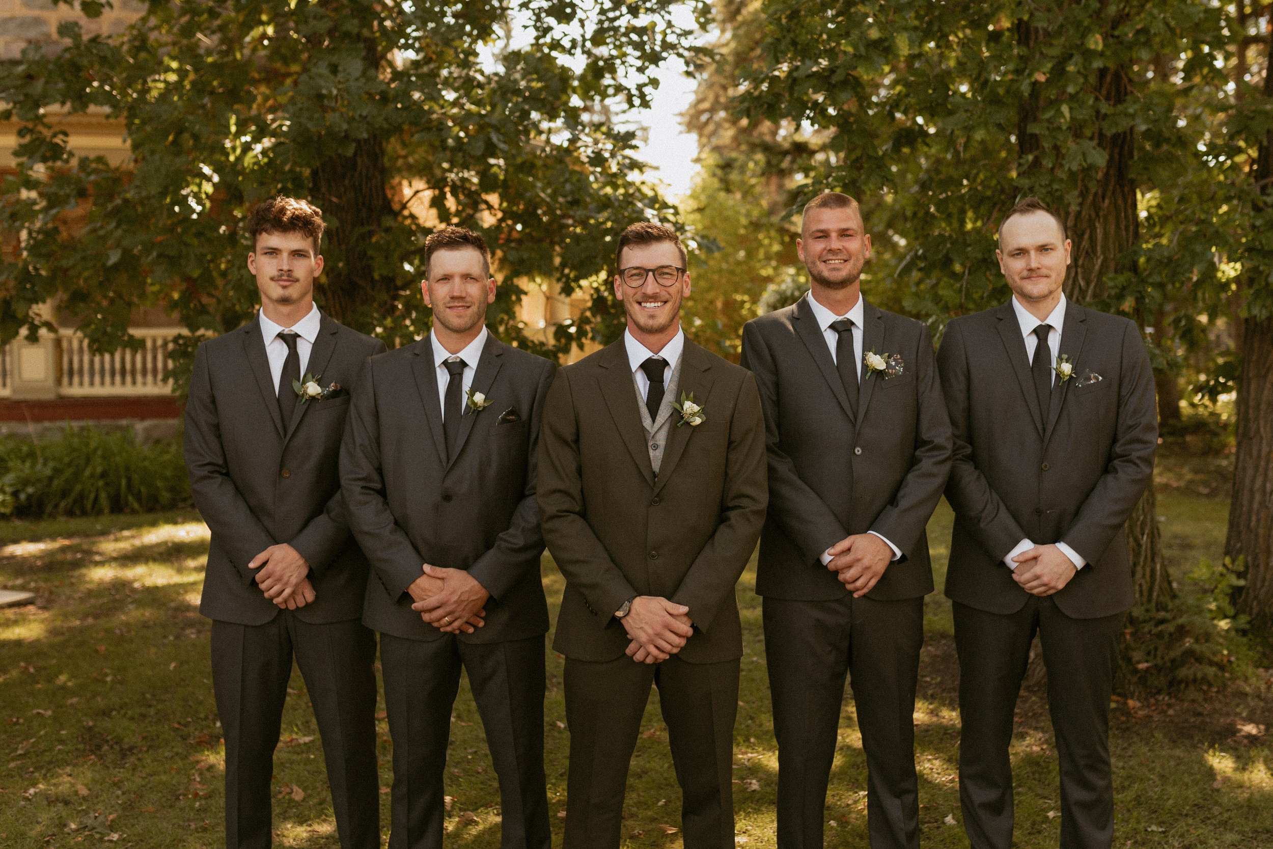 earth_buds_florist_winkler_bridal_bouquets_wedding_flowers_mens_boutineers.jpg