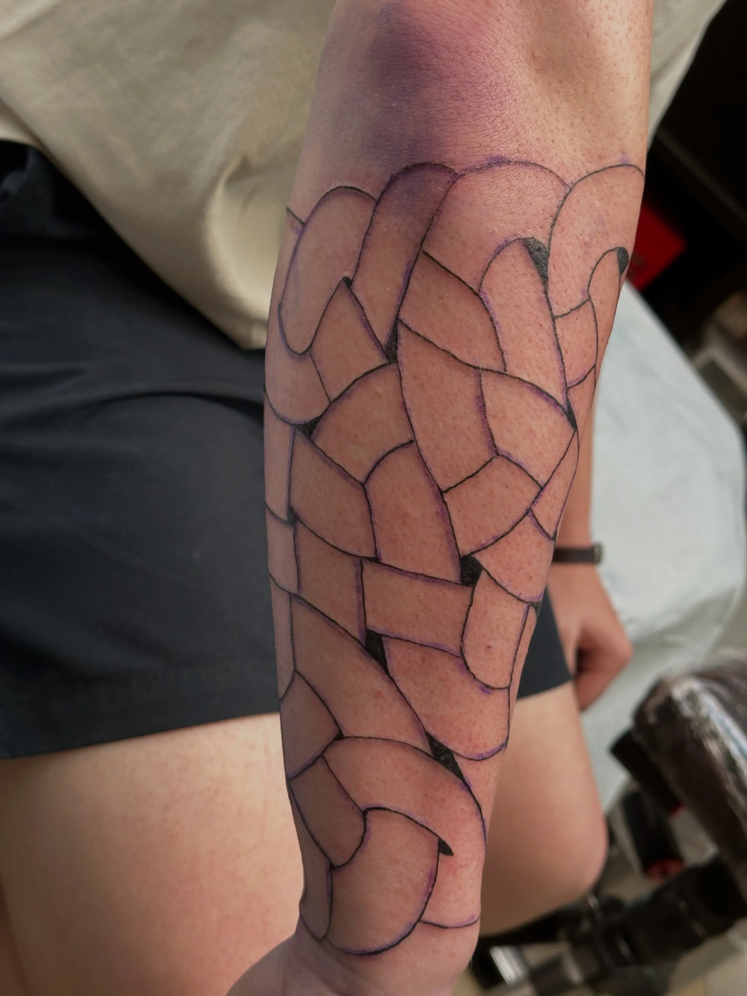 Half sleeve in progress by Caroline #radiantenergytattoo #halfsleevetattoo #knotworktattoo #femaletattooartists