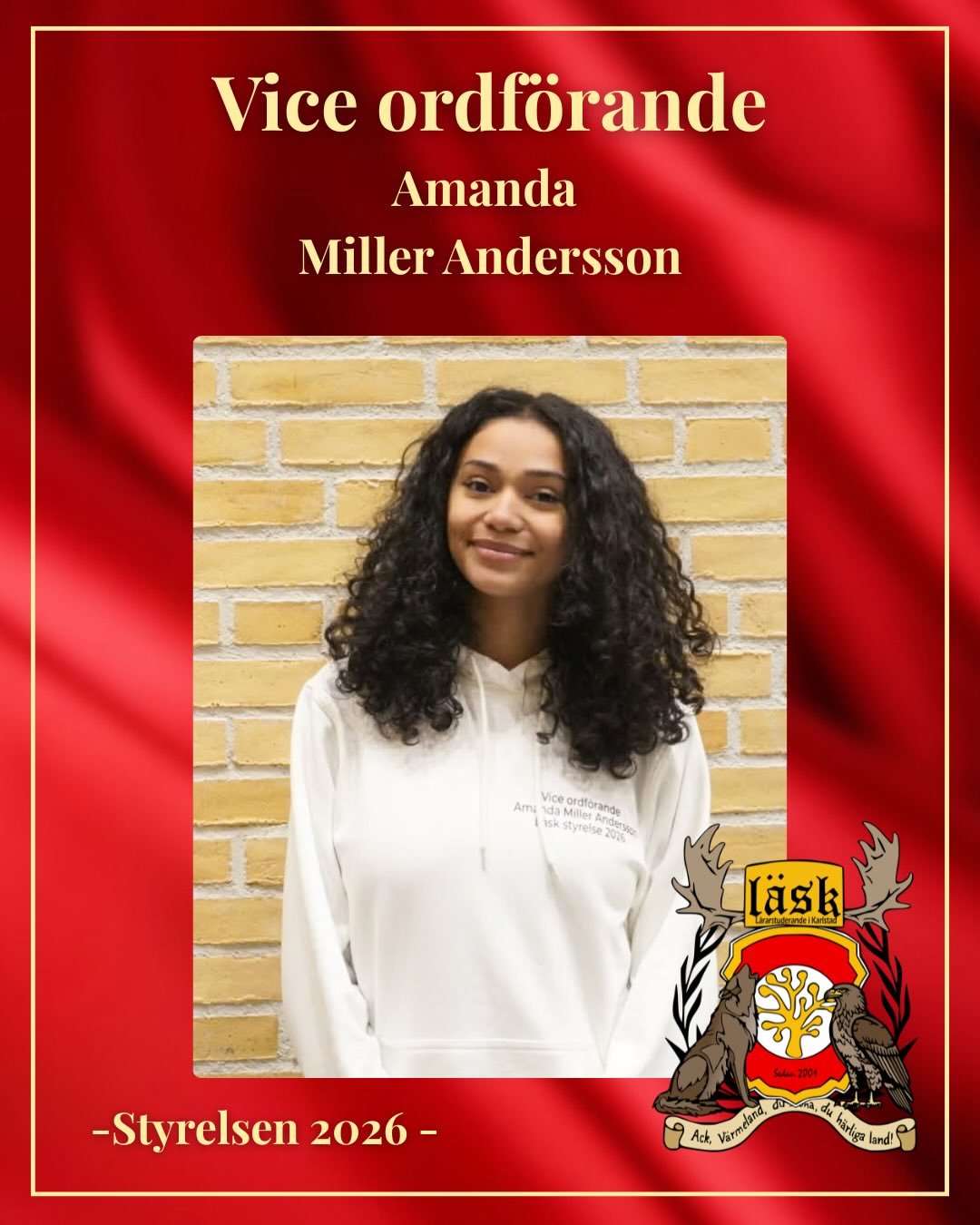 Hej alla L&Auml;SKare!❤️

Introducerar: Vice ordf&ouml;rande Amanda Miller Andersson!
Hemort: &Aring;m&aring;l
Program: Grundl&auml;rare inom fritidshem och idrott

Styrka: Lagar en grym tryffelpasta
Svaghet: Disk o st&auml;d efter&aring;t&hellip; 🫣