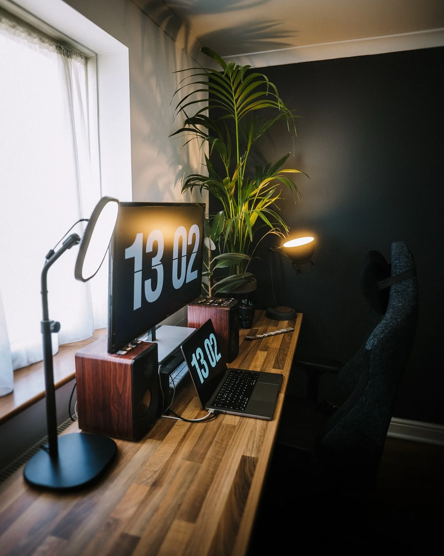 EDITING SEASON // Whilst I still have a few beautiful autumn and winter weddings ahead (and I can’t wait for them!), most of my time is now spent in my office editing (currently have my new ‘cosy cottage’ candle lit next to me, whic