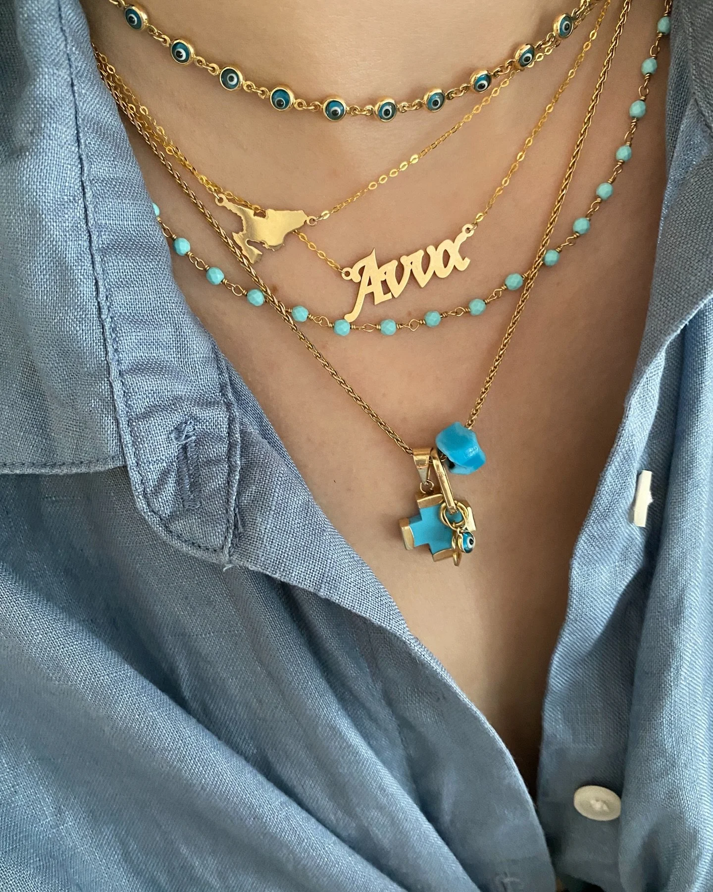 You asked an we listened&hellip;our much-loved Map Necklaces are back!

Made in Greece from 14k gold, keep your favorite Greek destination close to your heart with this customizable necklace. 

Places to choose from: Chios, Crete, Cyprus, Greece, Kal