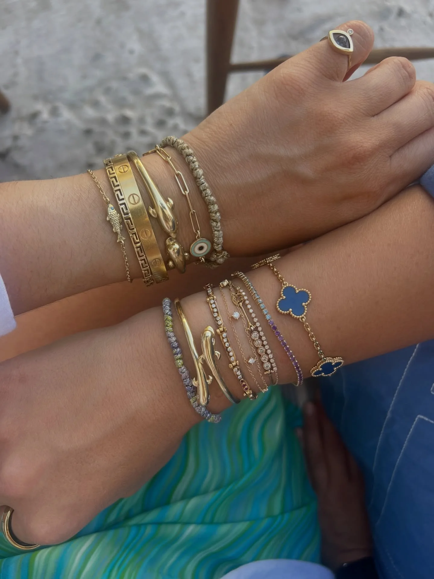 You and your bestie need matching dolphin bracelets ✨🐬 

Shop 14k gold jewelry from Greece at Hellenic Aesthetic