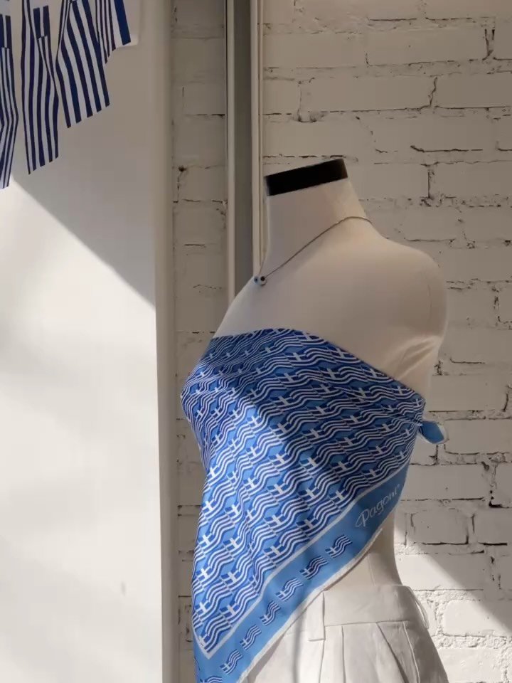 Our window in celebration of this weekend&rsquo;s NYC Greek Parade! Stop by and grab something fun to wear 🇺🇸🇬🇷