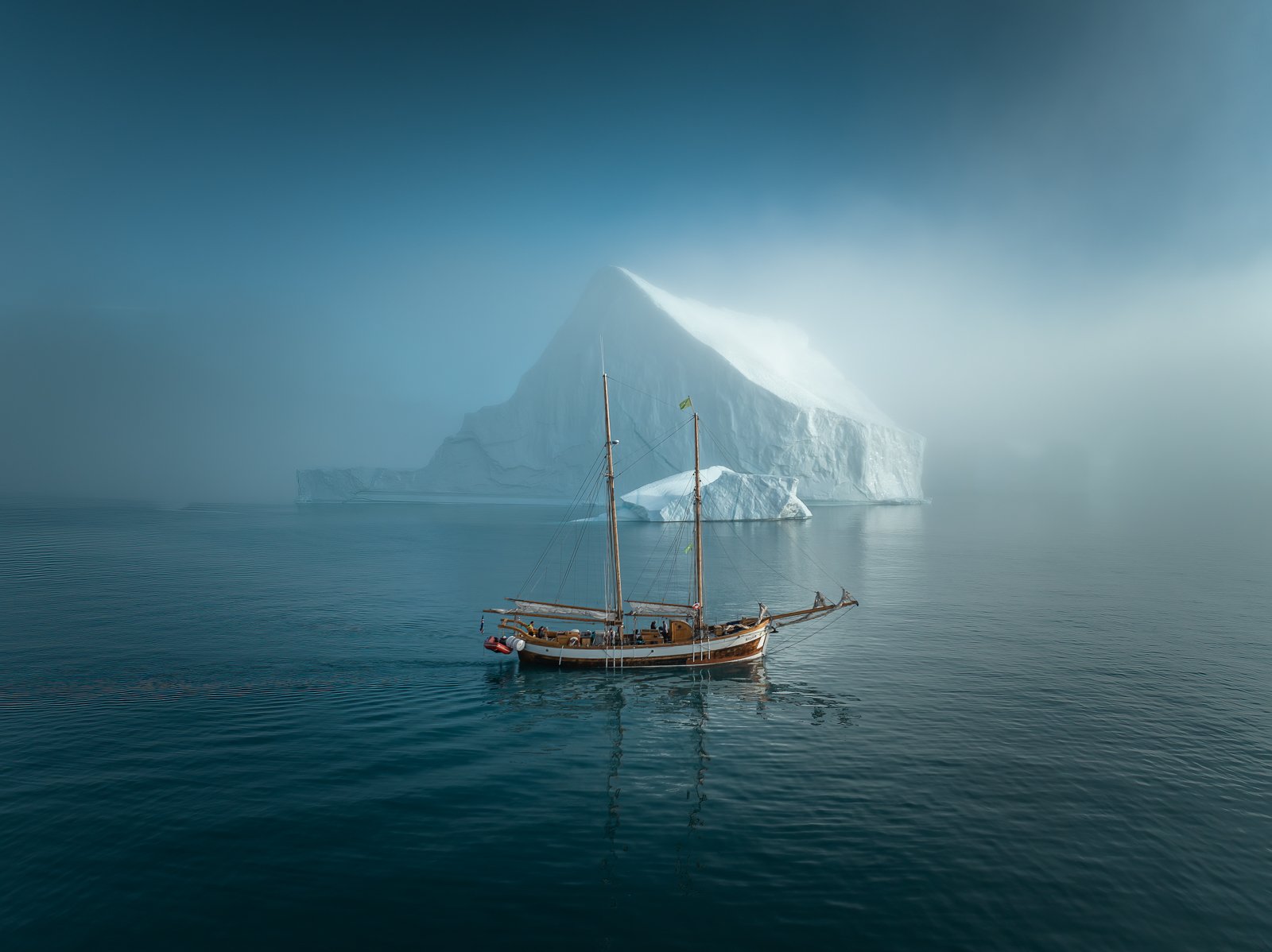 Airpixelsmedia-sailing-greenland-drone-Scoresbysund-iceberg.jpg