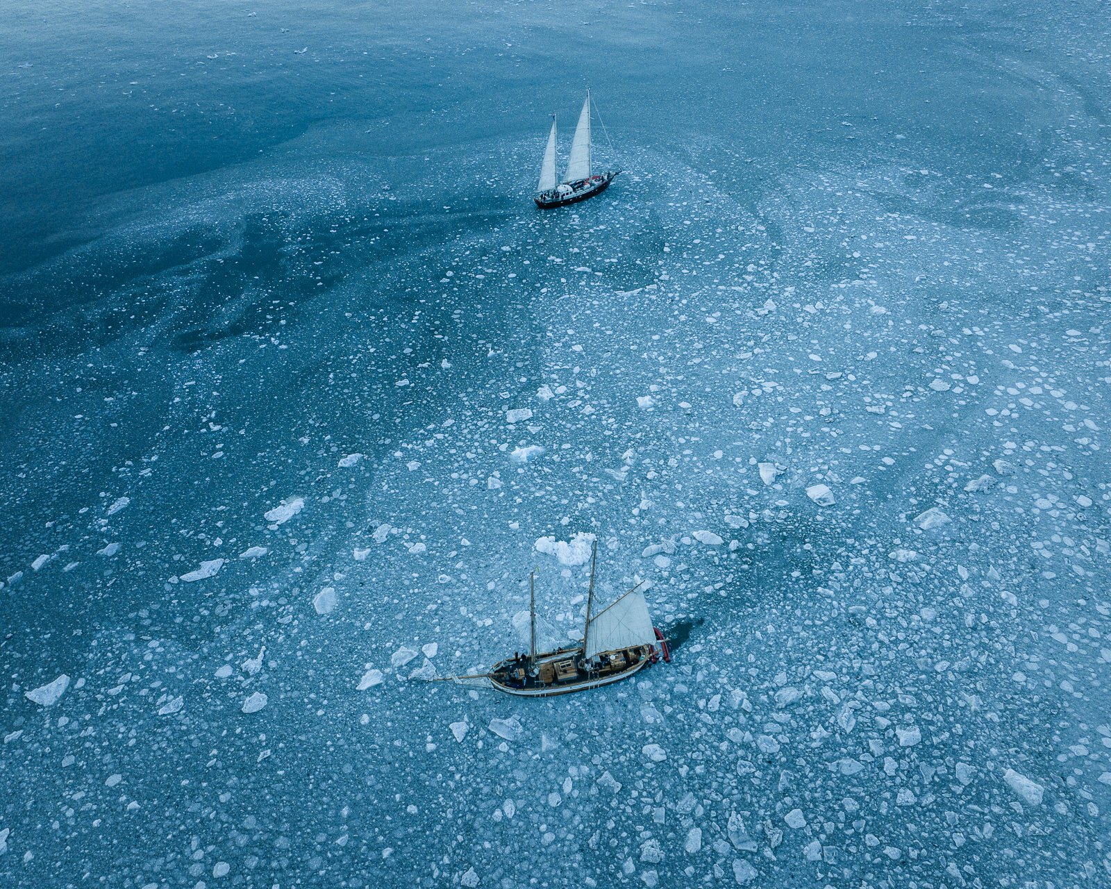 Drone Photography of iceberg in greenland  tobias hägg airpixels.jpg