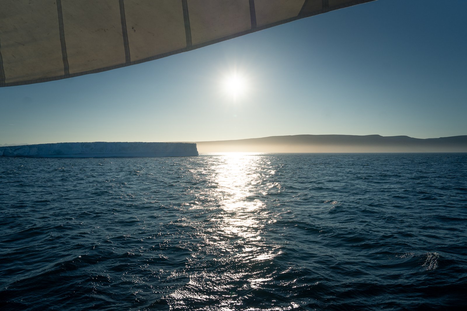 Drone Photography of ice in greenland tobias hägg airpixels.jpg