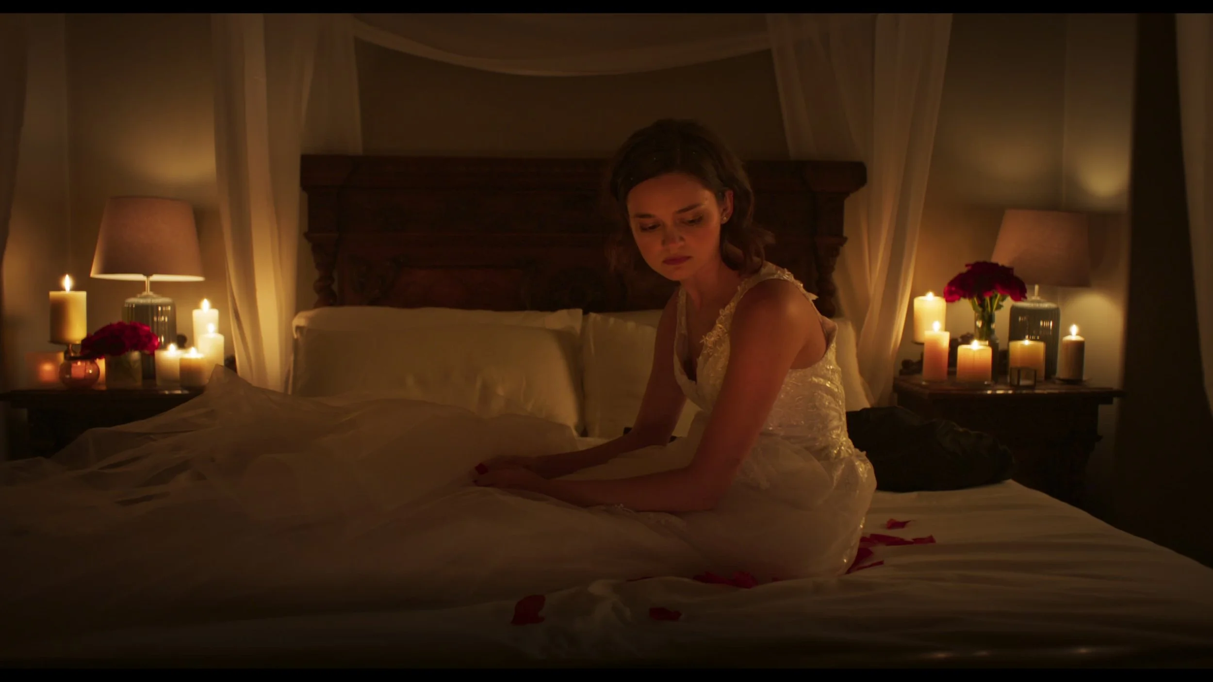 Eva alone in honeymoon suite 4k.jpg