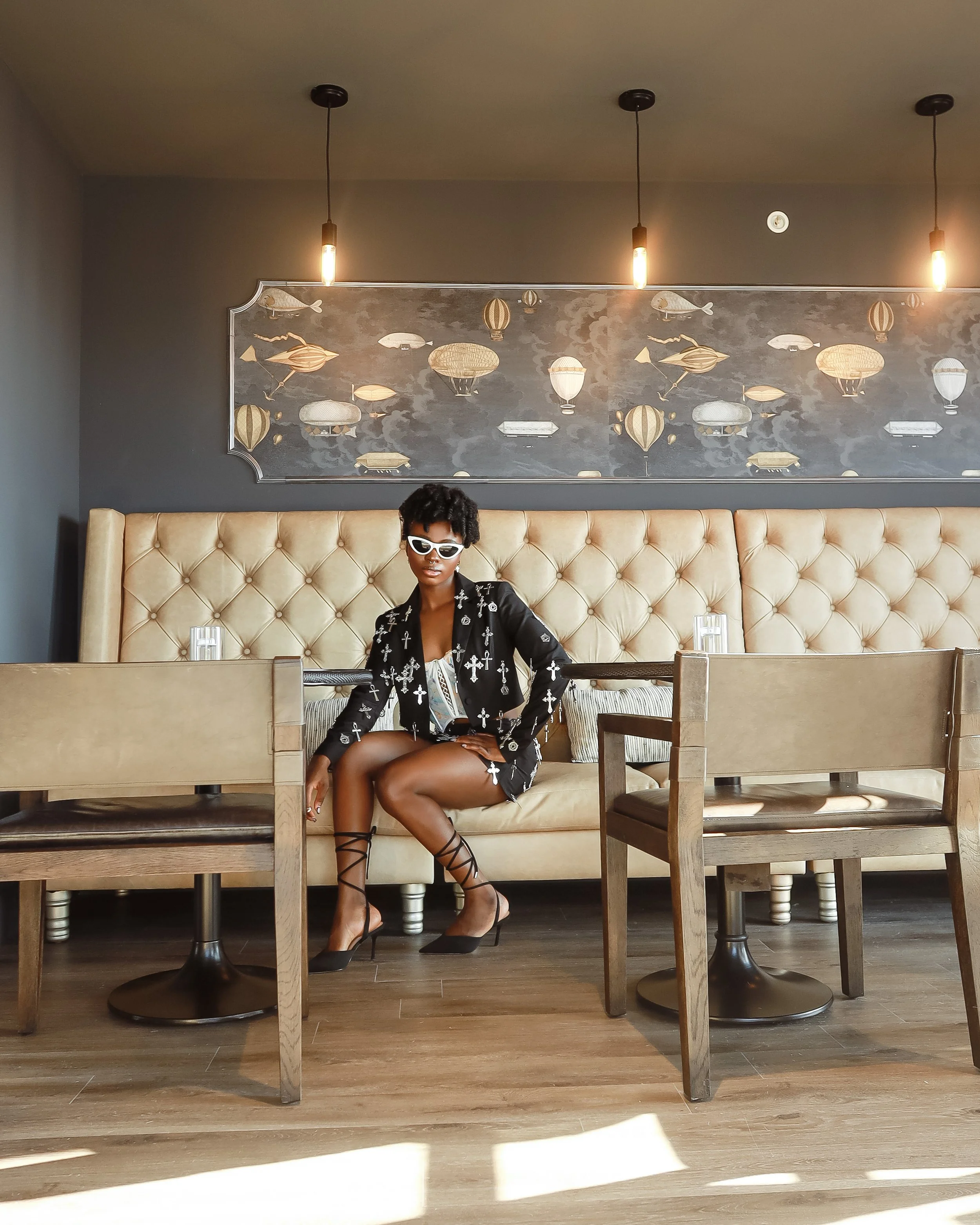 instagram.com/moore_light_