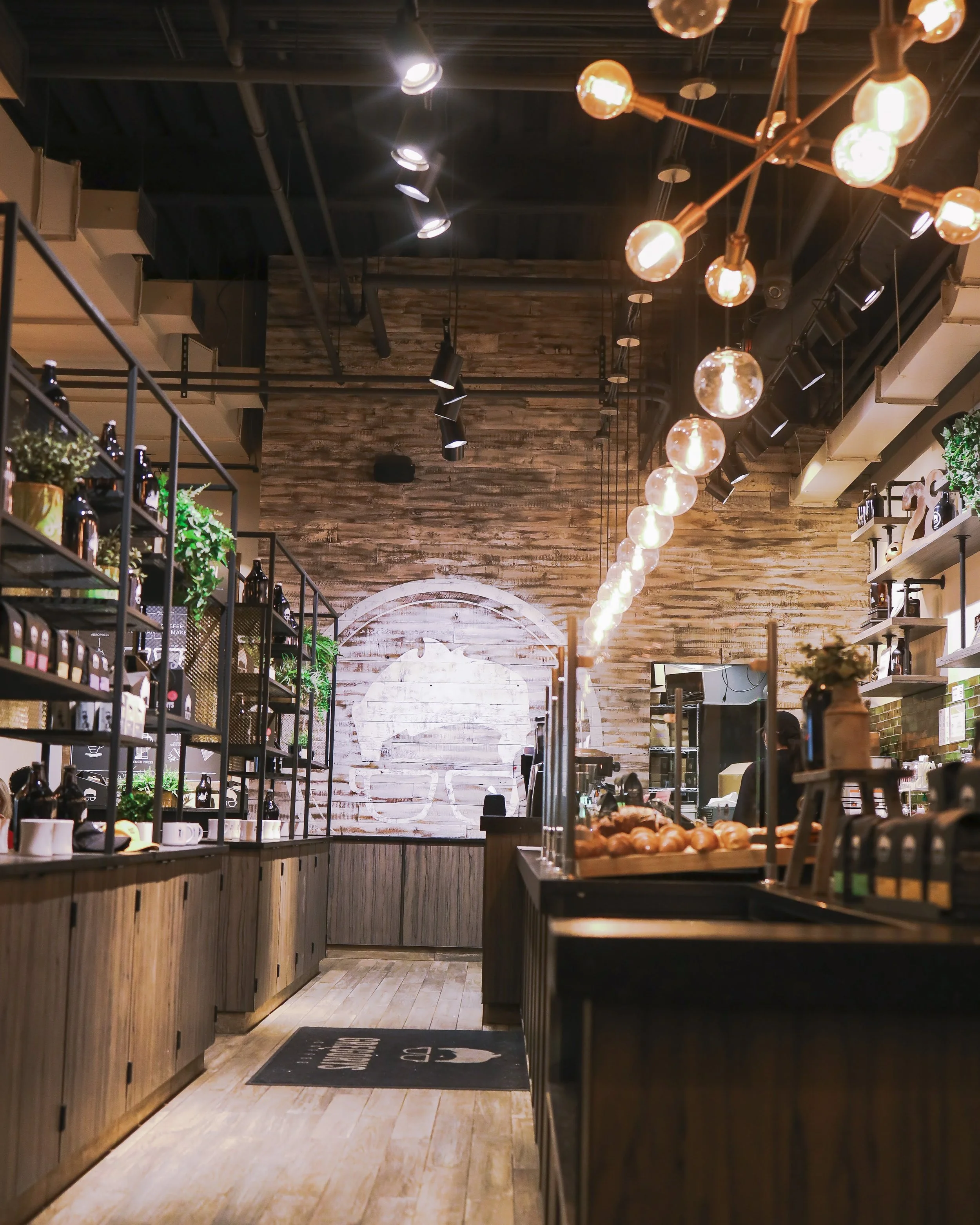 FF62F663-CA12-4176-9E13-9C19AFB36AF3 copy.jpg