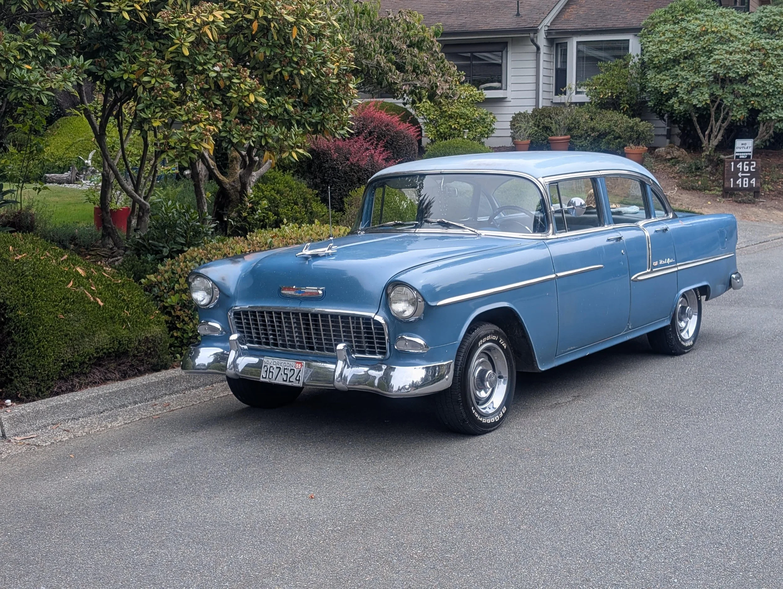 1955 Chevy Bel Air: Earle Nihipali
