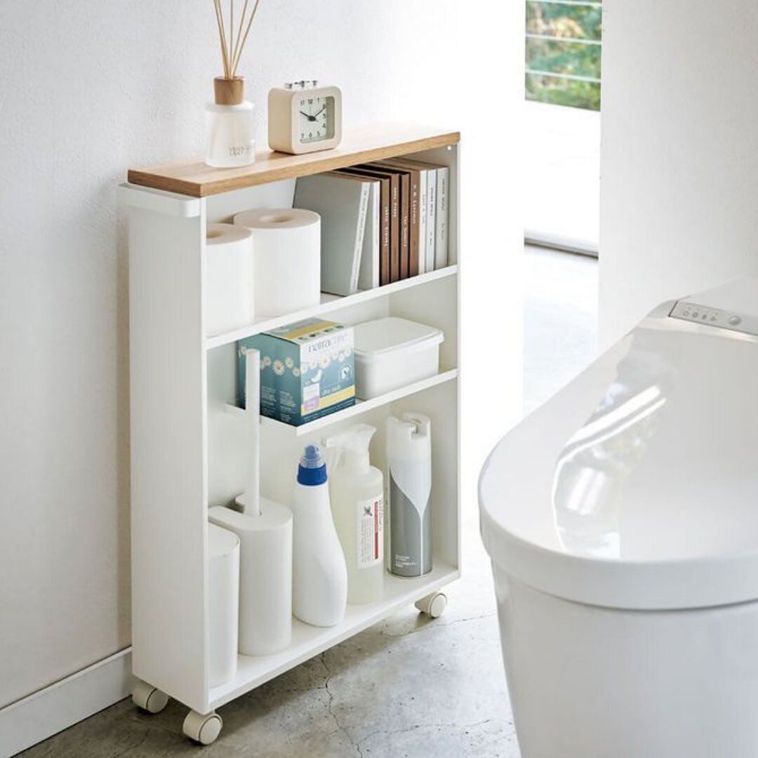 Happiness is: having a 𝘤𝘭𝘦𝘢𝘯 𝘣𝘢𝘵𝘩𝘳𝘰𝘰𝘮. 

It's no secret that the toilet is one of the main areas in your home which can attract the most germs. 🦠 Without a thorough and regular cleaning, there can be up to 764 bacteria per square inch f