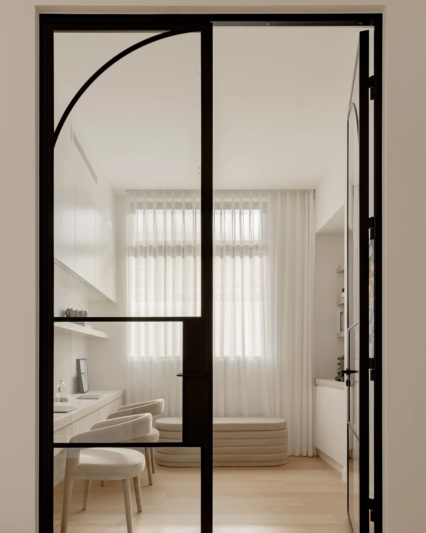 A dedicated home office will always attract appeal from buyers. We&rsquo;ve kept our styling quite soft and minimalist here, to ensure the real hero- these stunning steel framed doors, can steal the show 🤍 

&bull;

&bull;

&bull;

#sydneyrealestate