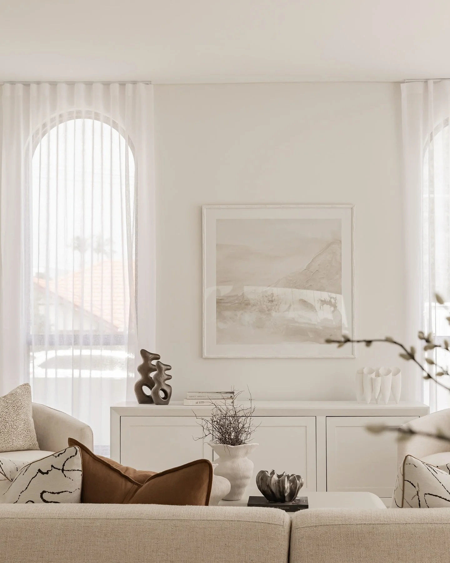 A reminder that thoughtful styling doesn&rsquo;t need to be loud, it just needs to feel right 🤍

&bull;

&bull;

&bull;

#sydneyrealestate #styledtosell #realestate #interiorinspo #interior #styling #property #sydney #staging #homestyling #interiors