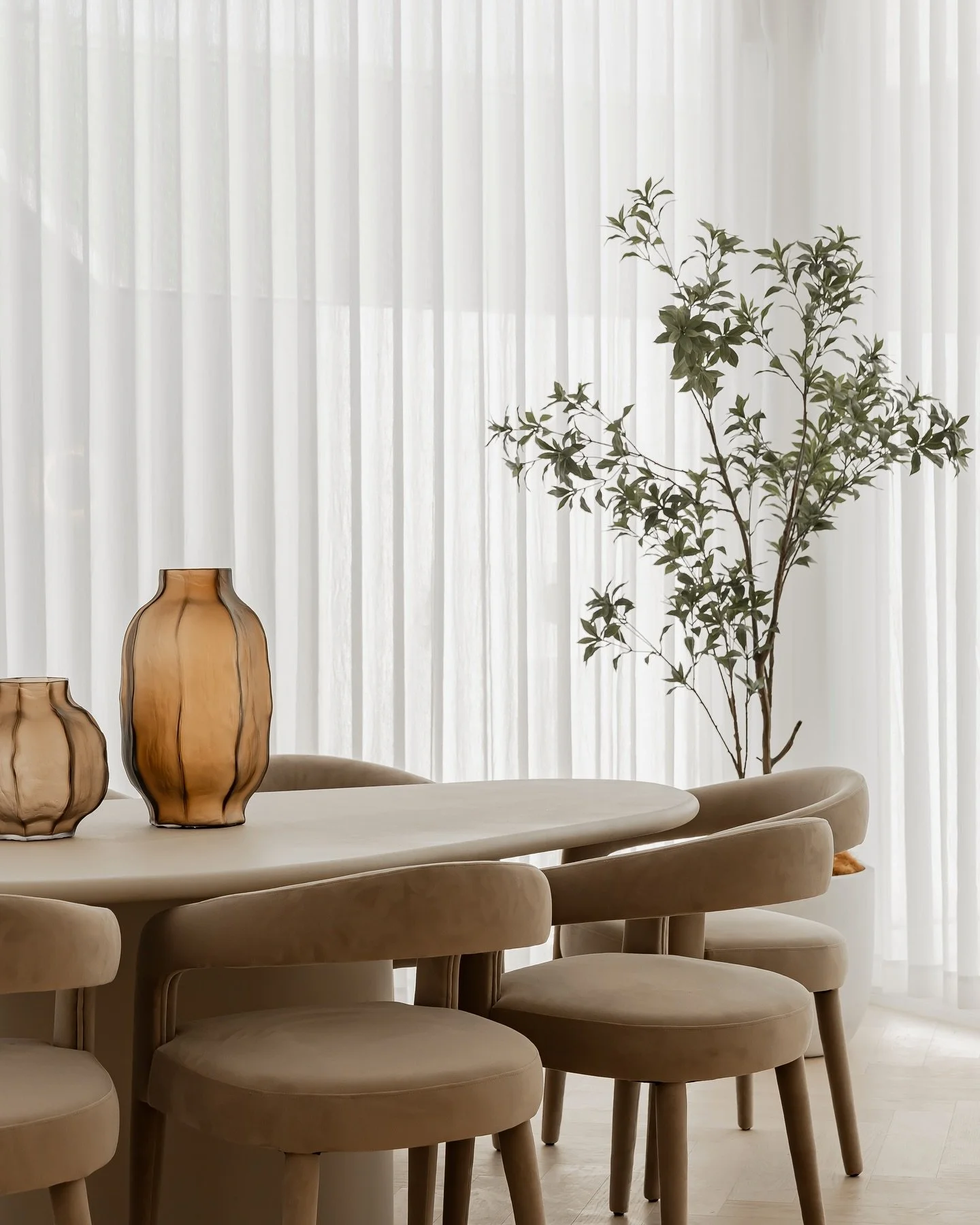 Organic. Elevated. 

&bull;

&bull;

&bull;

#sydneyrealestate #styledtosell #realestate #interiorinspo #interior #styling #property #sydney #staging #homestyling #interiorstyling #propertystylist #propertystyling #propertystaging #propertypresentati