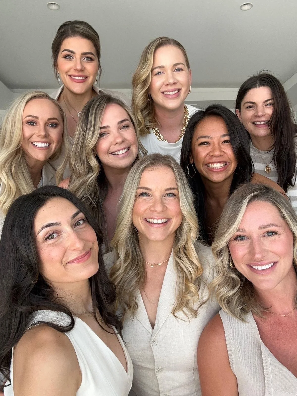  STYLISTS 

Our team has extensive experience within the Property Styling and Interior Design Industry. 
  
 MEET THE TEAM 