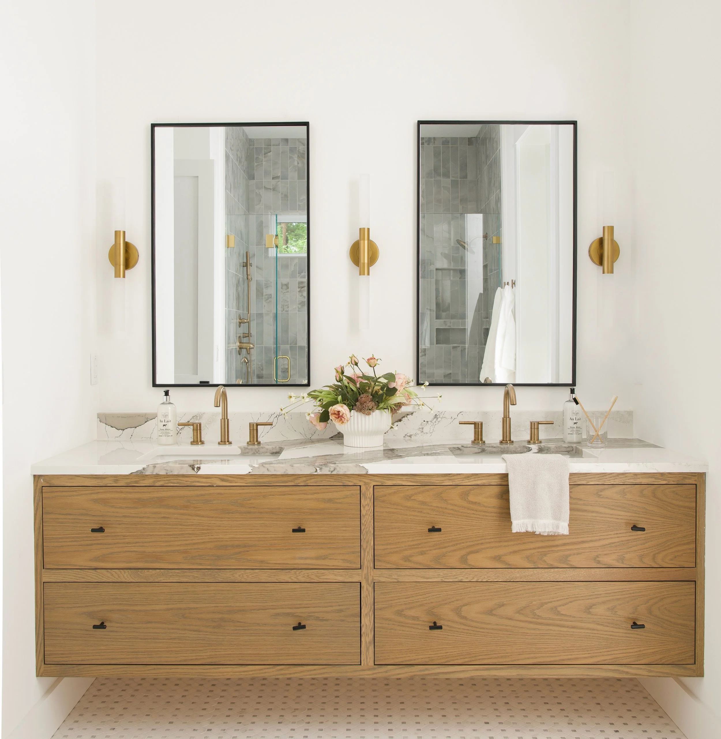 This is your reminder that bathrooms deserve just as much love as kitchens.

A well designed bathroom can completely change how you start and end your day and that&rsquo;s always worth investing in.

Slide 1: The finished space.
Slide 2: A glimpse in