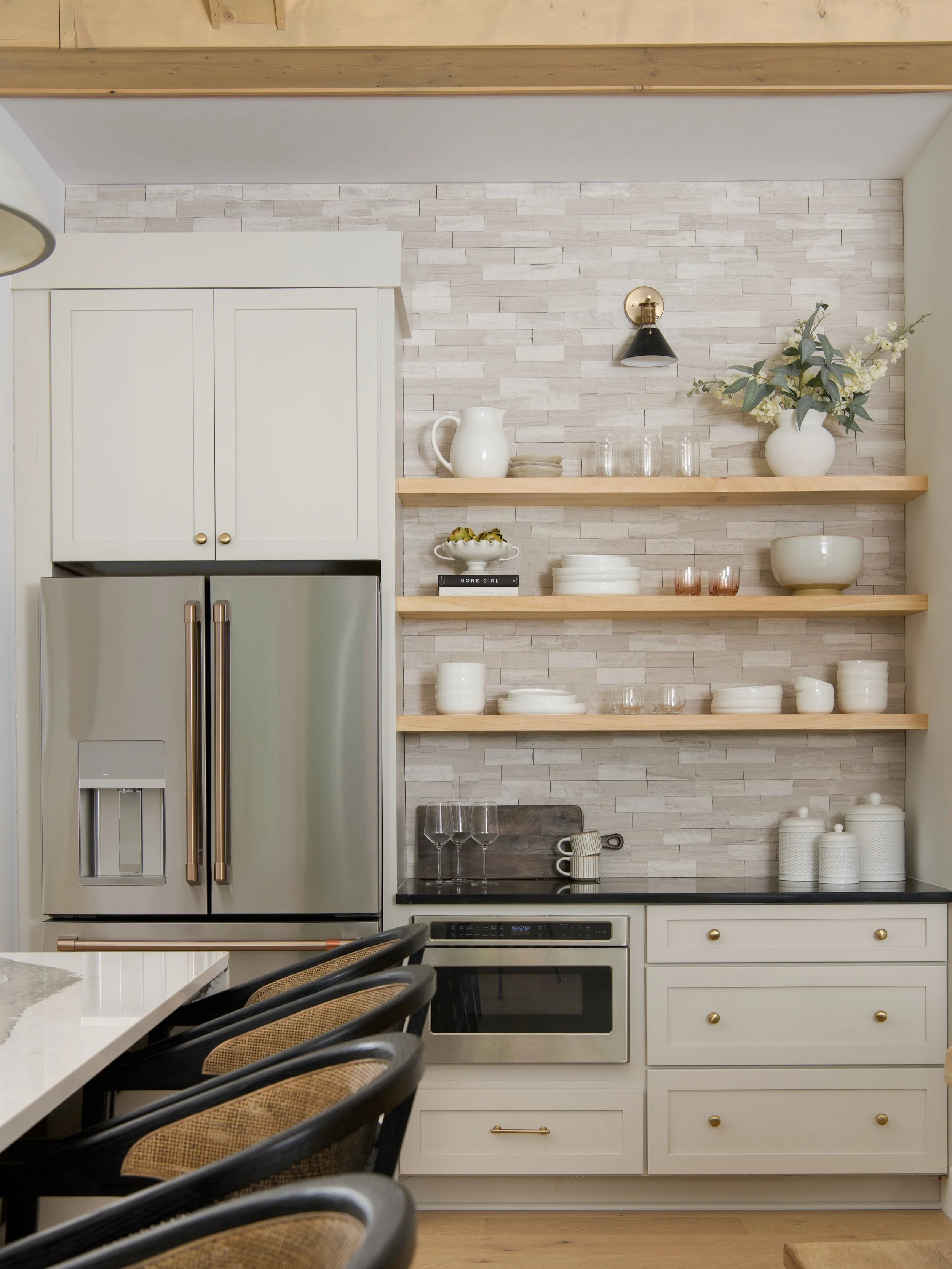 It starts with the kitchen. 🤍

Designed for the way you live.
