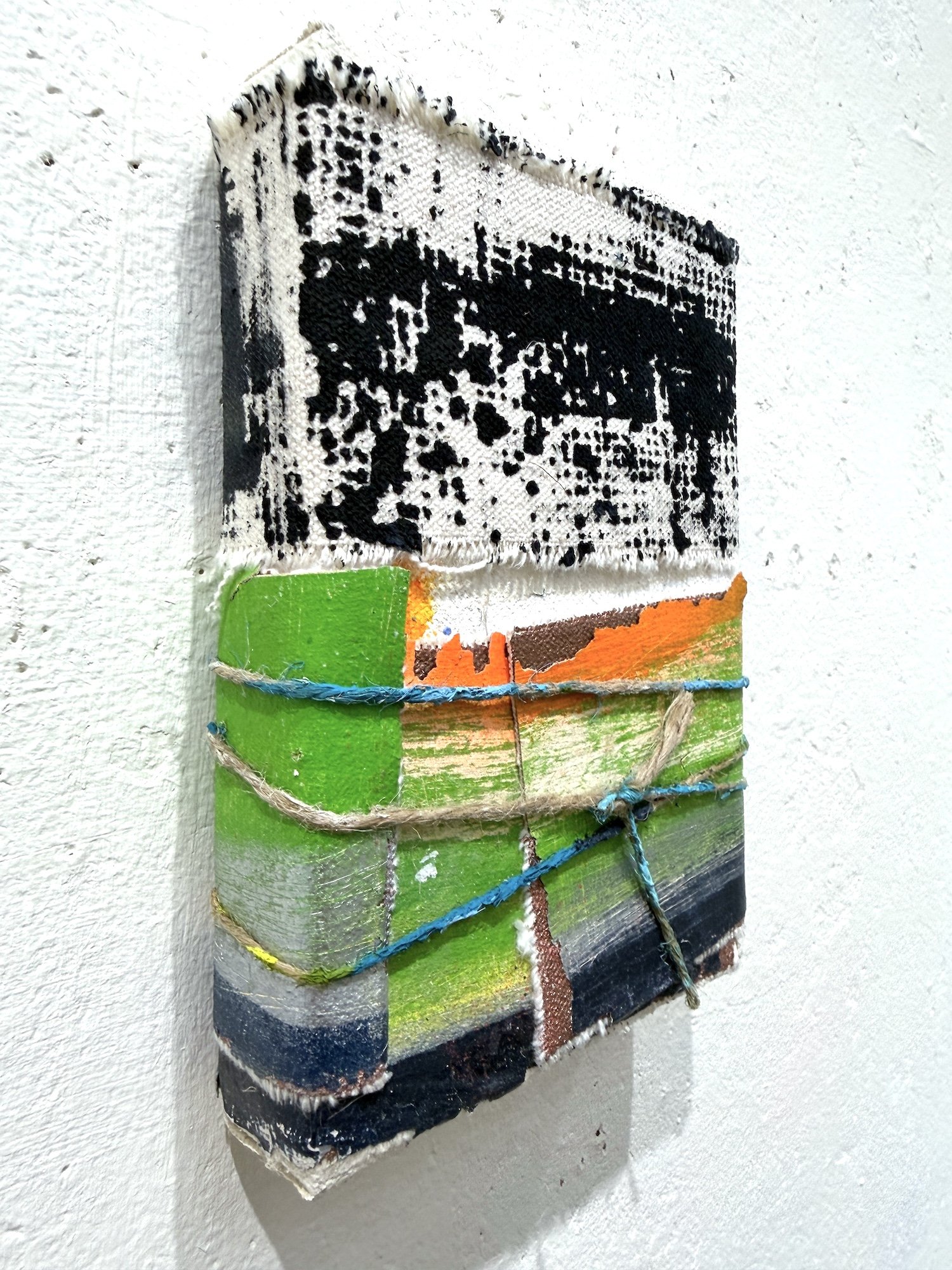 panel26_inv26-32_object26-12_6x4_detai1.JPG