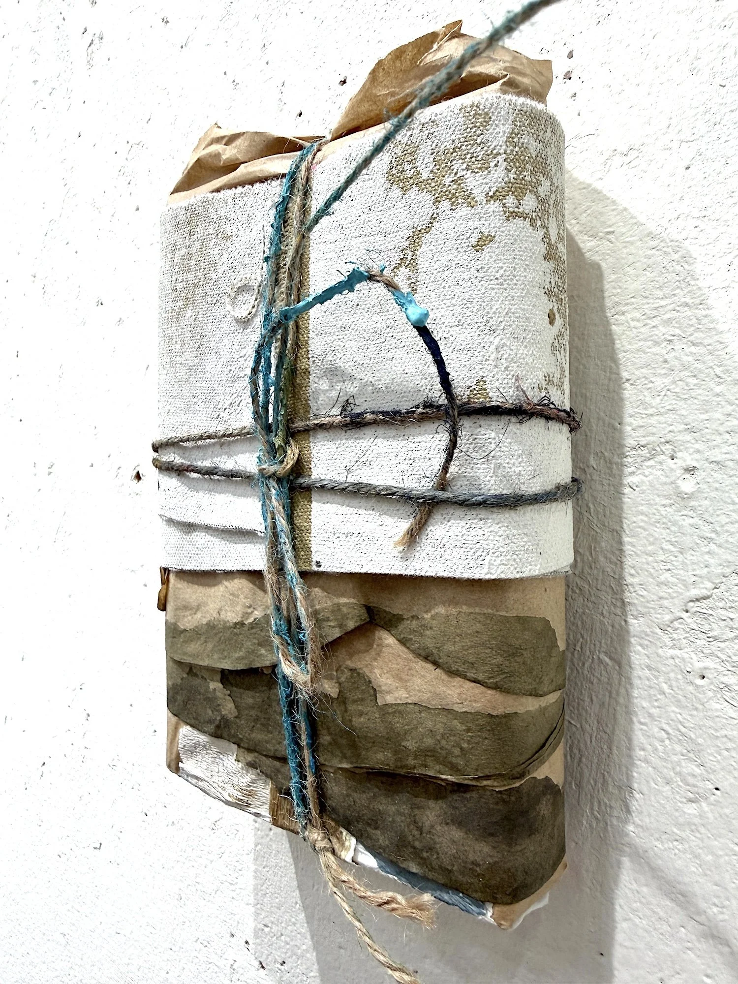 panel26_inv26-27_object26-07_6x4_detail2.JPG