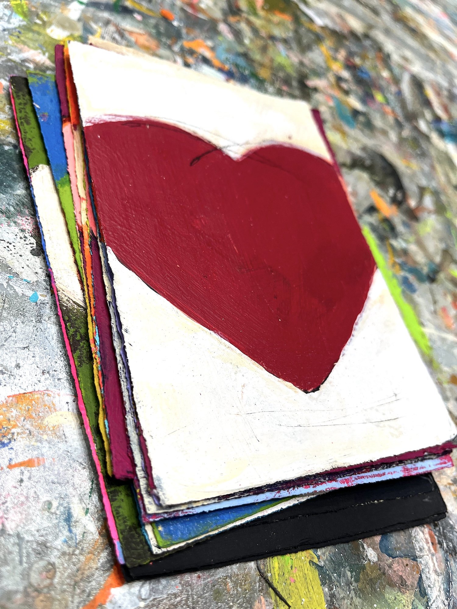 paper24_PaperHearts24-283_6.5x4.5_detail1.jpeg