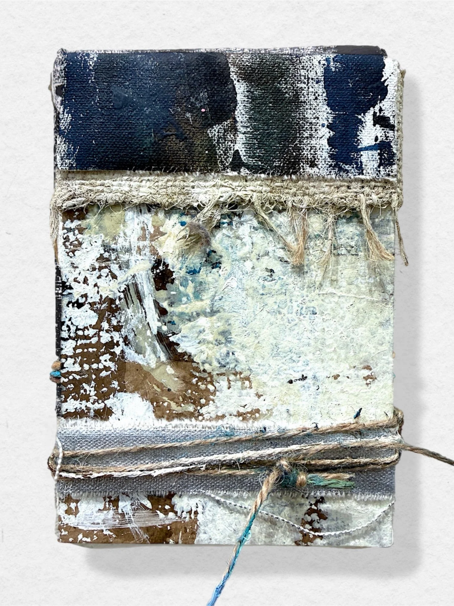 panel26_inv26-28_object26-08_6x4_full2-shop.jpeg