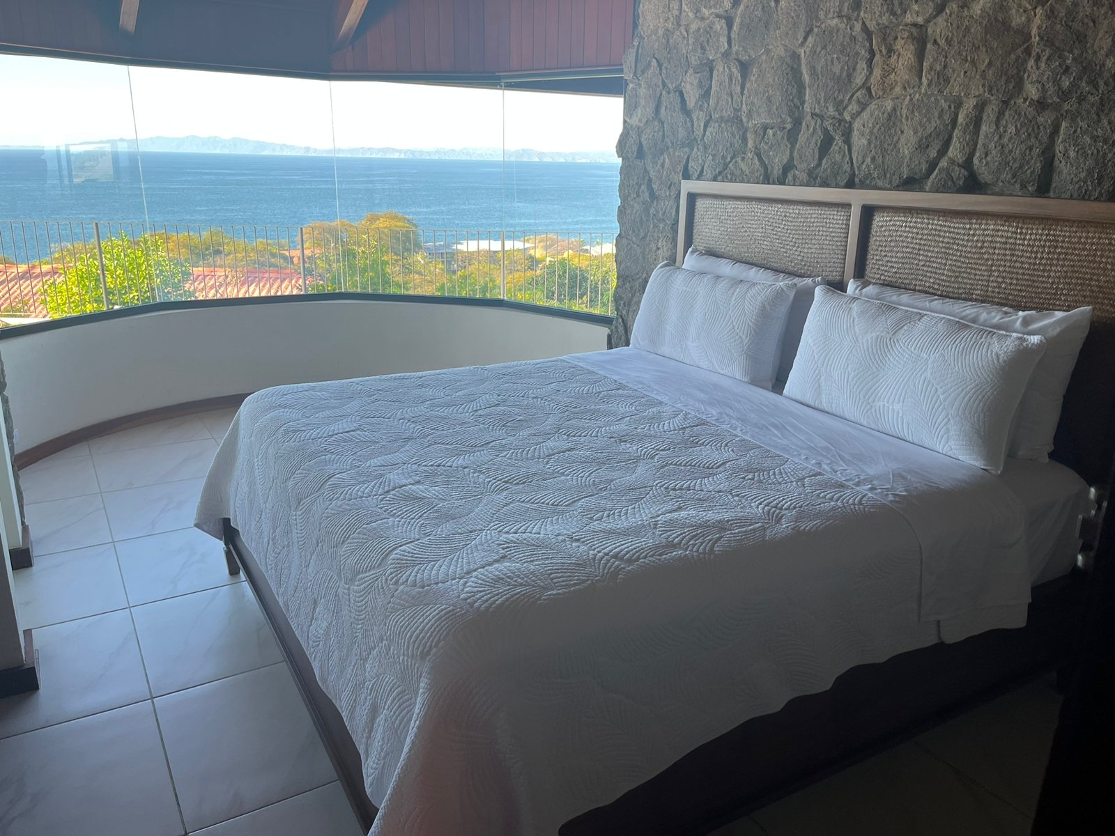 villa-puerto-escondido-pool-side-king-bedroom.jpeg