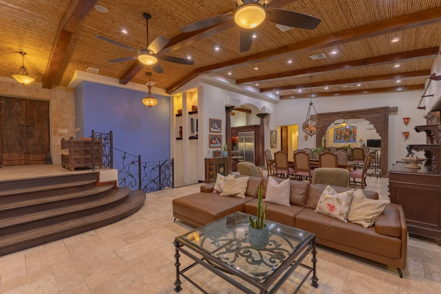 CRV Villa Durazno Foyer.jpeg