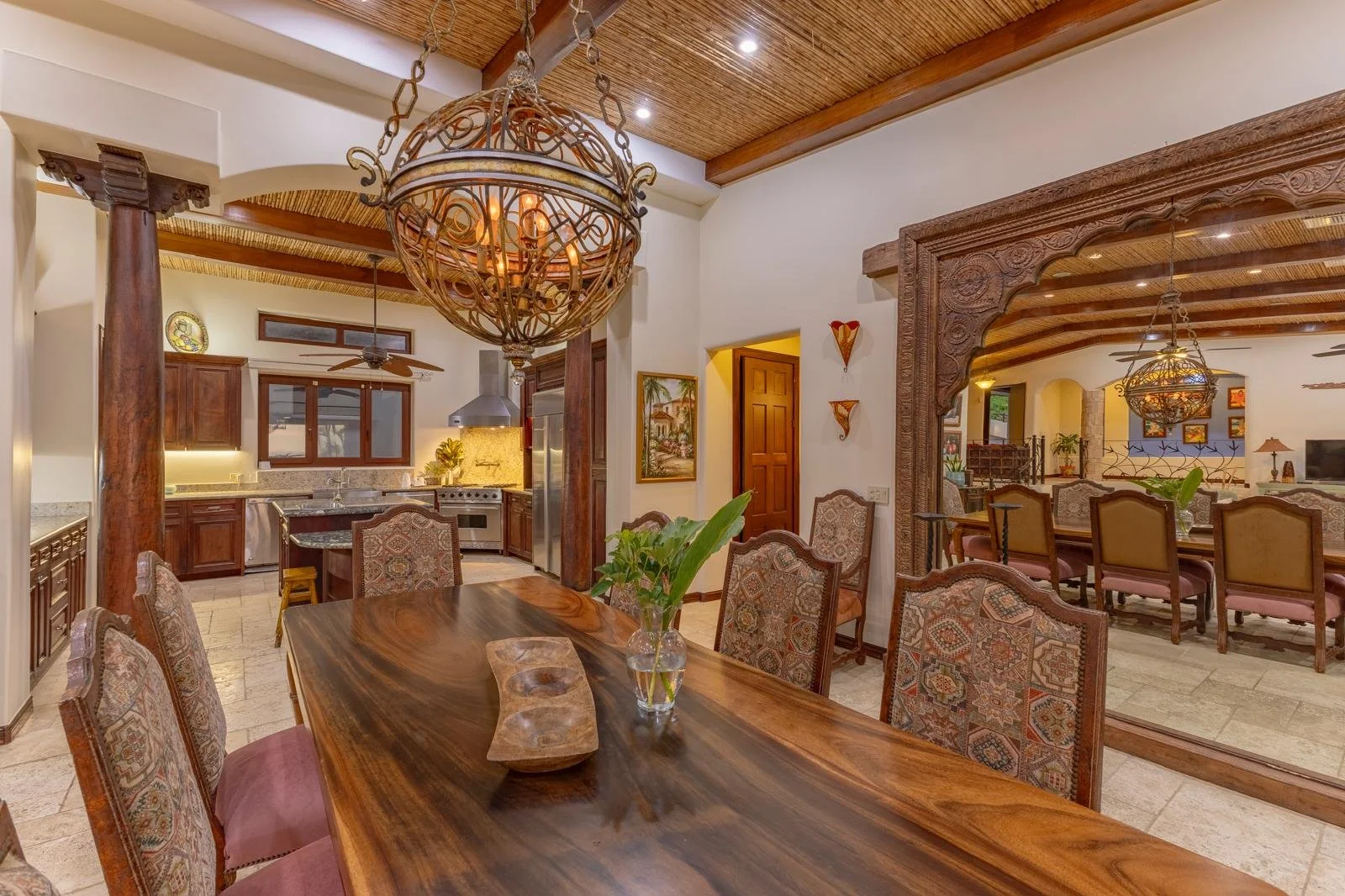 Durazno Dining Room Interior.jpeg