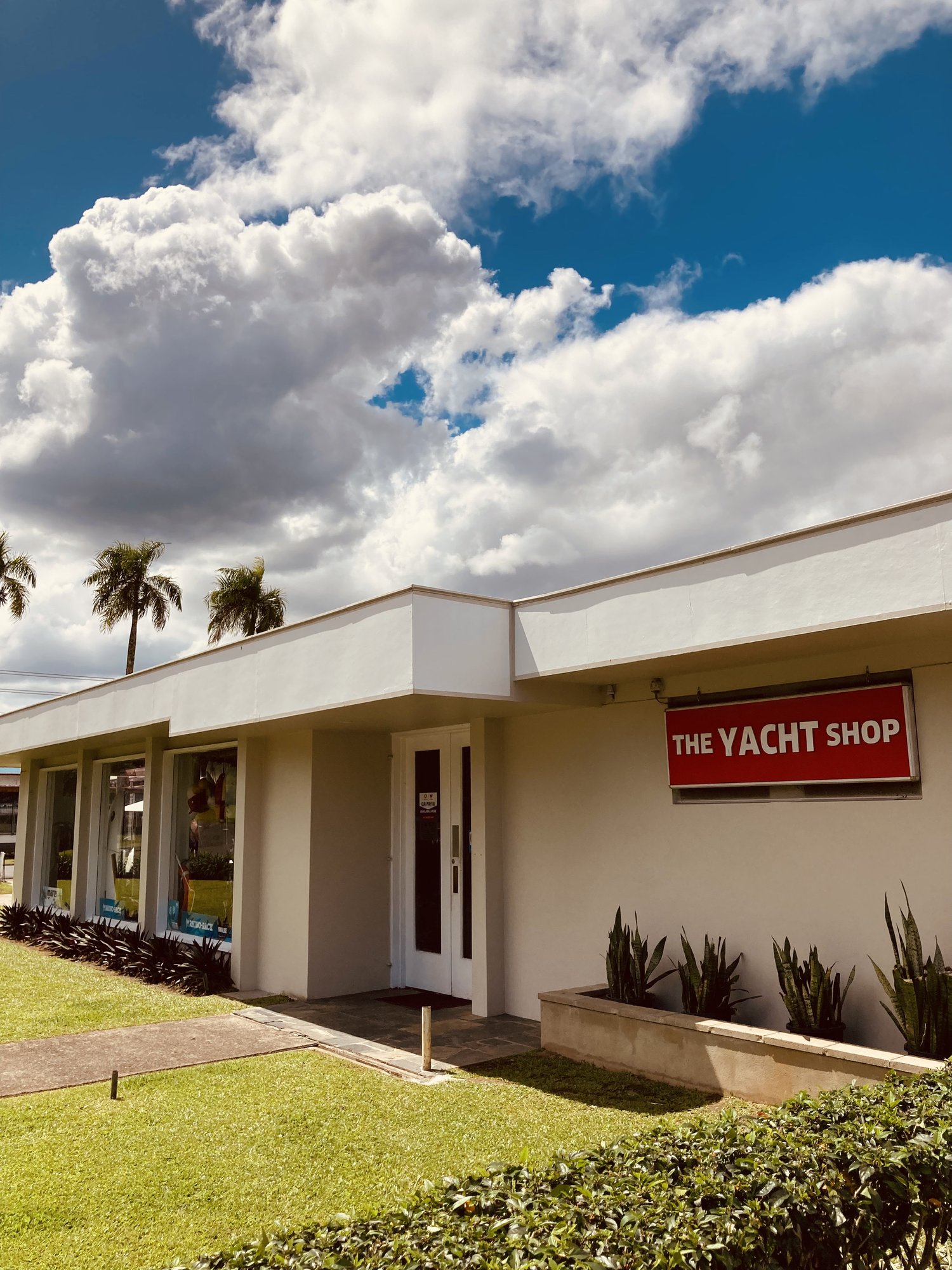 yacht shop lami